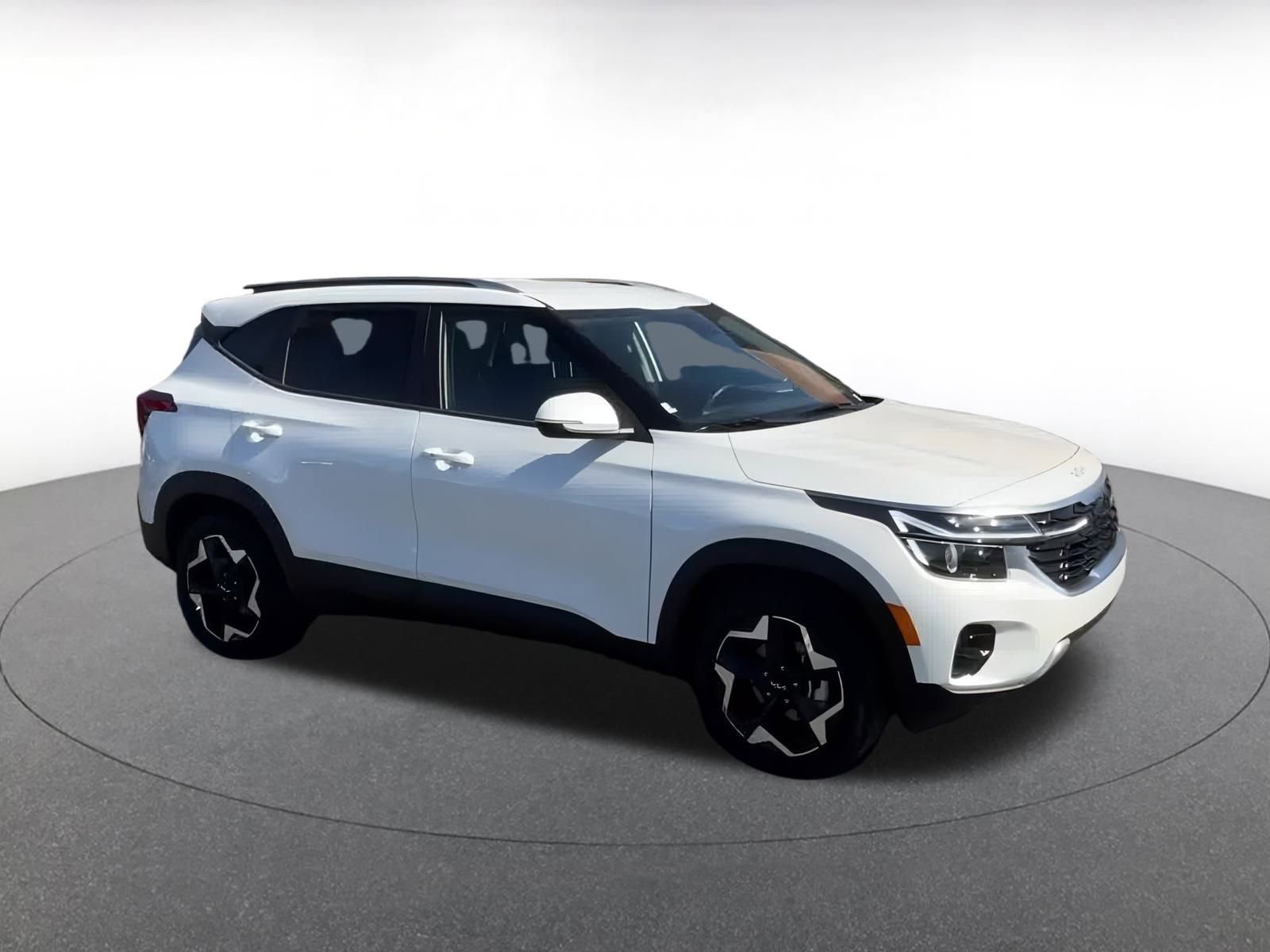 Thumbnail: 2025 Kia Seltos - 2