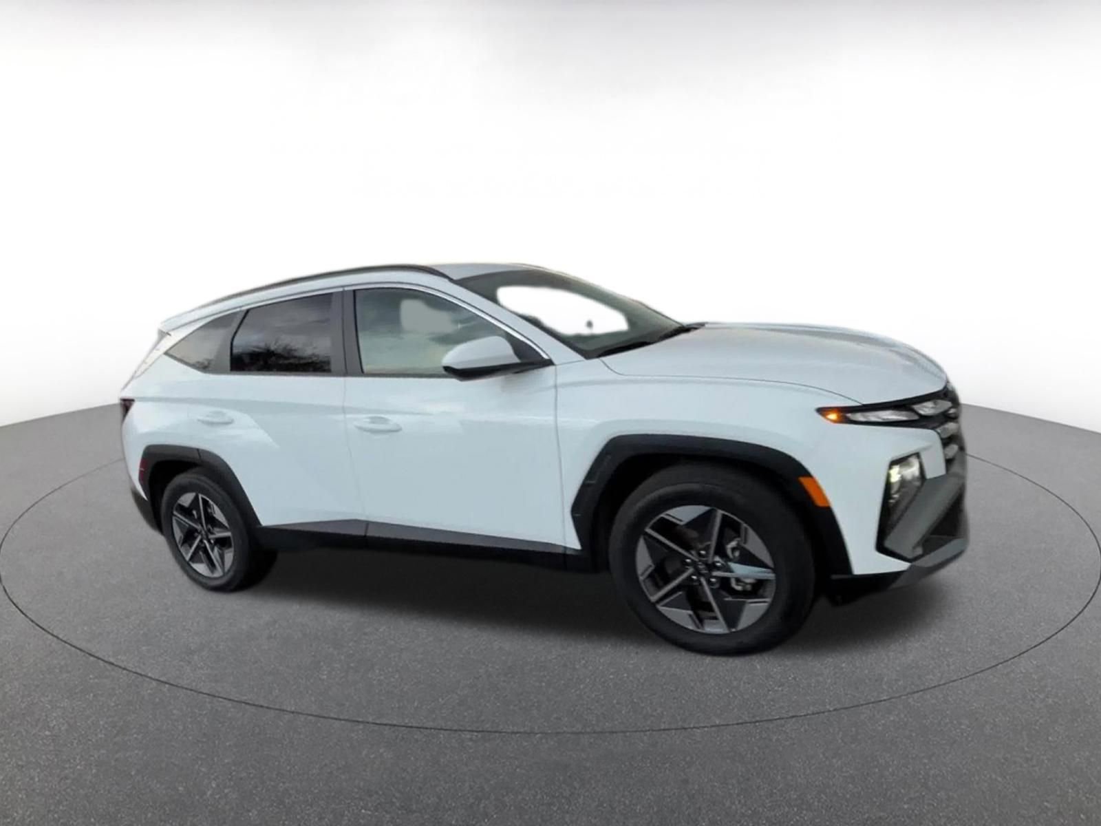 Thumbnail: 2025 Hyundai Tucson - 2