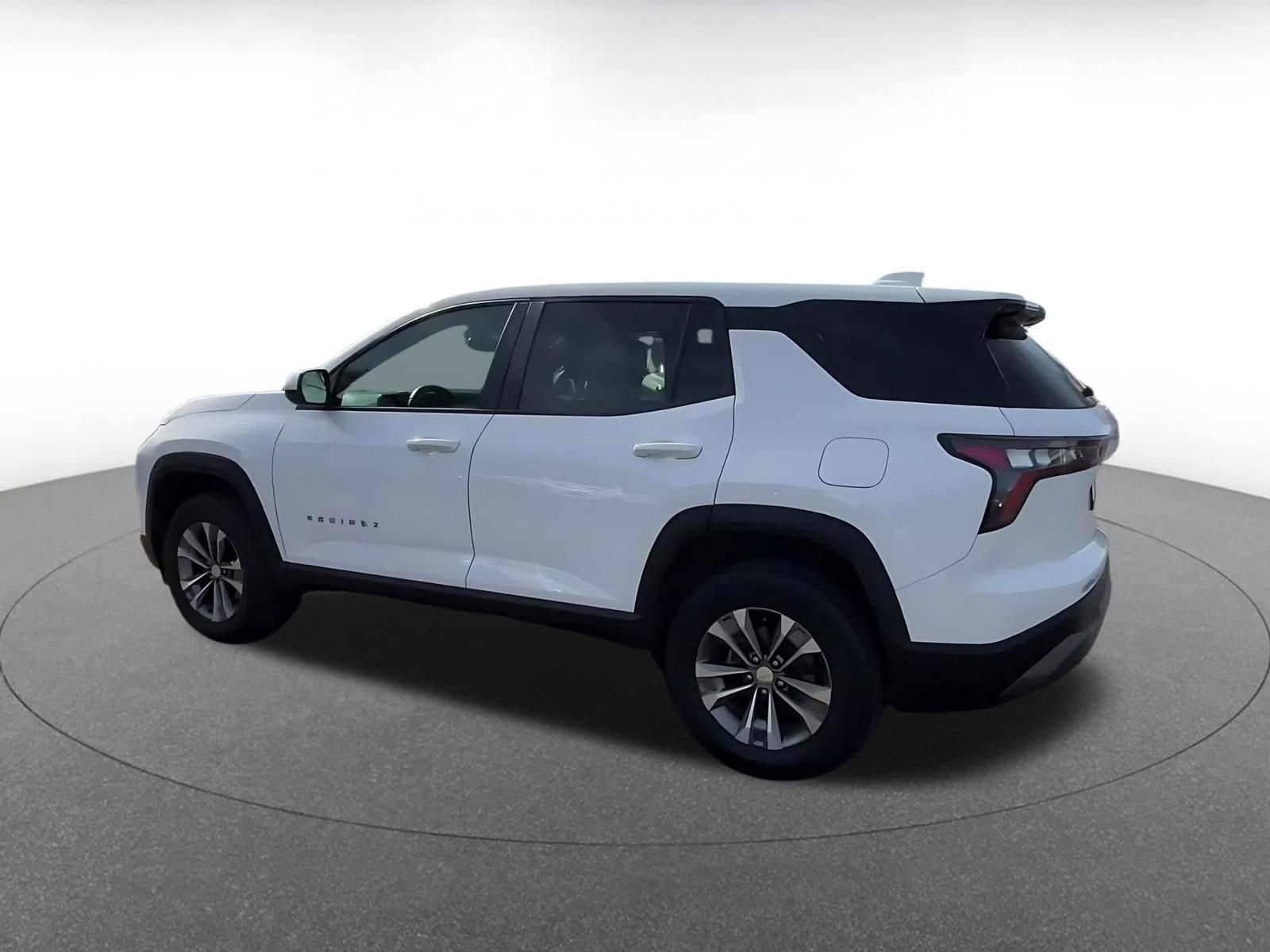 Thumbnail: 2025 Chevrolet Equinox - 10