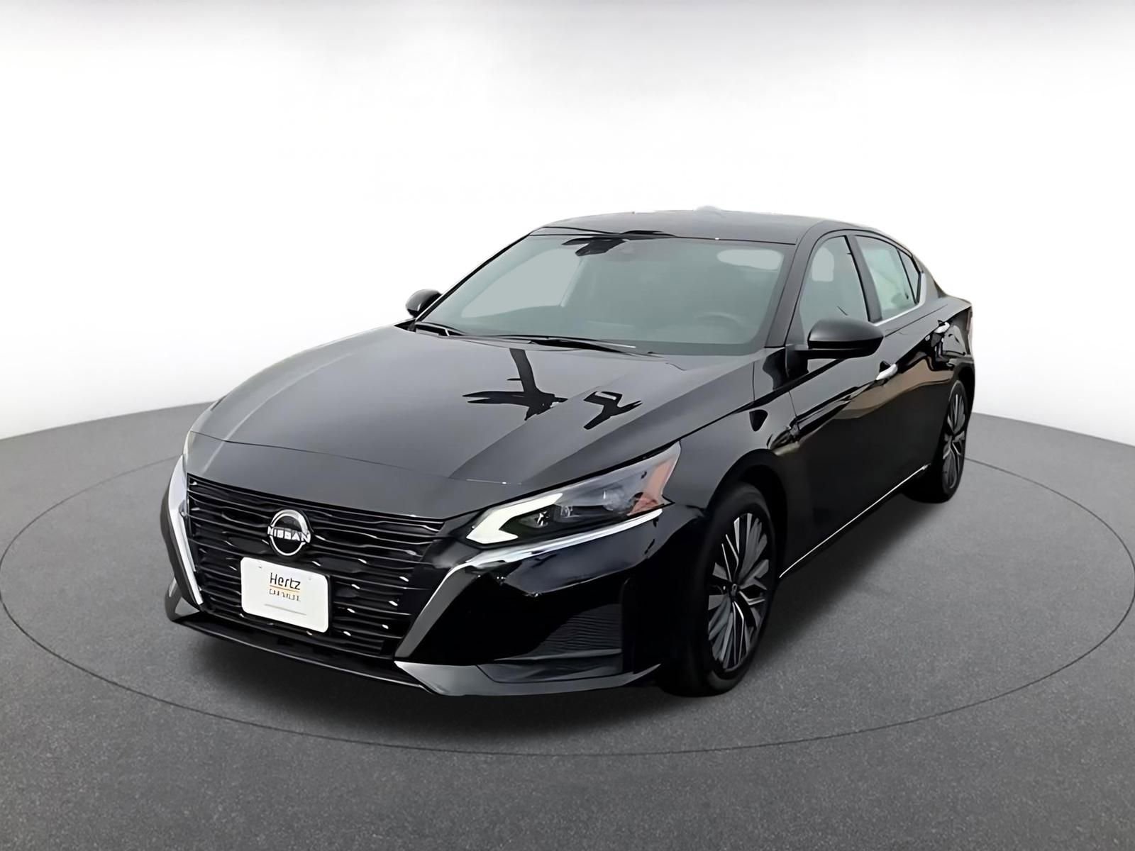 Thumbnail: 2025 Nissan Altima - 7