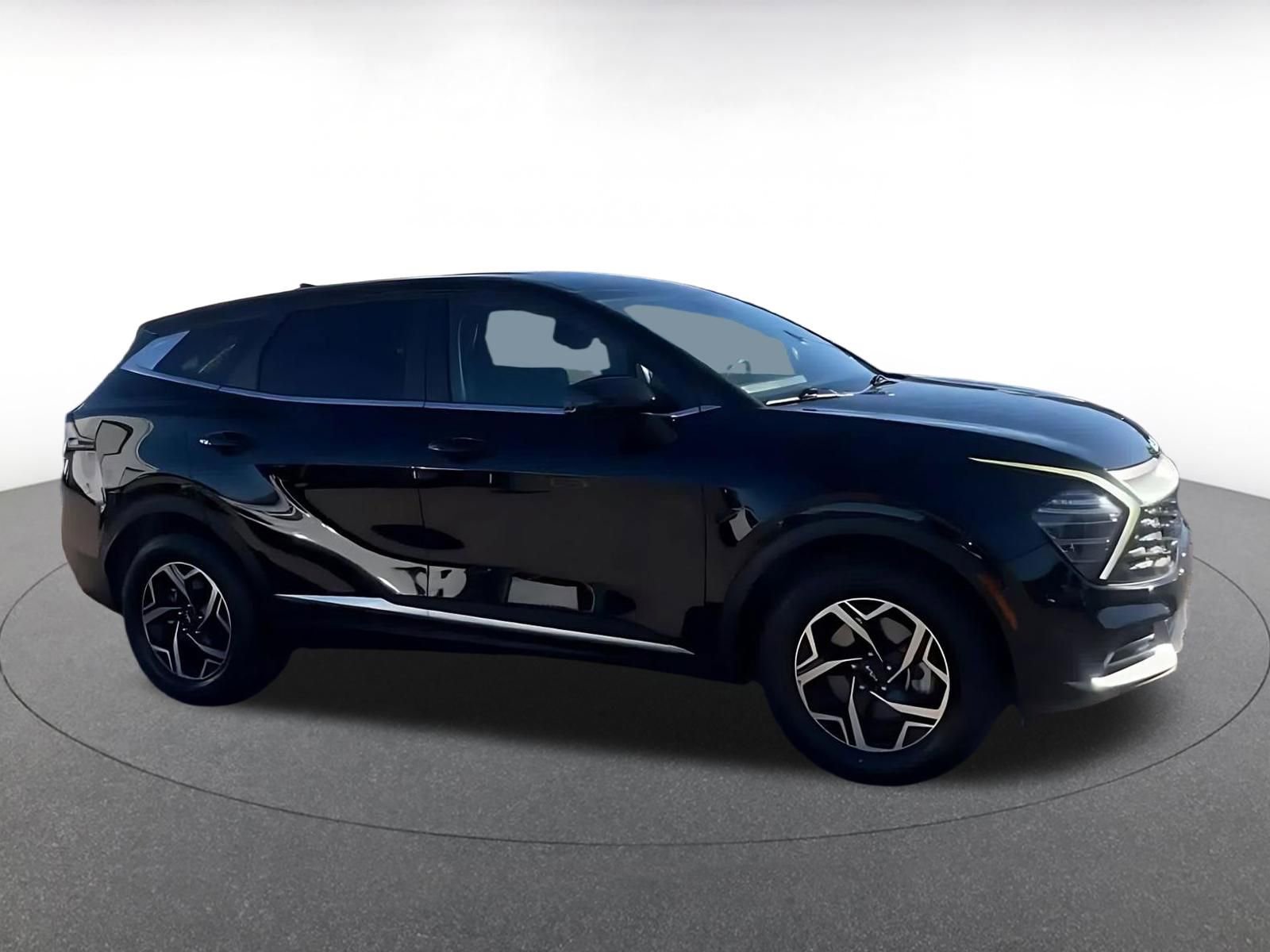 Thumbnail: 2025 Kia Sportage - 16