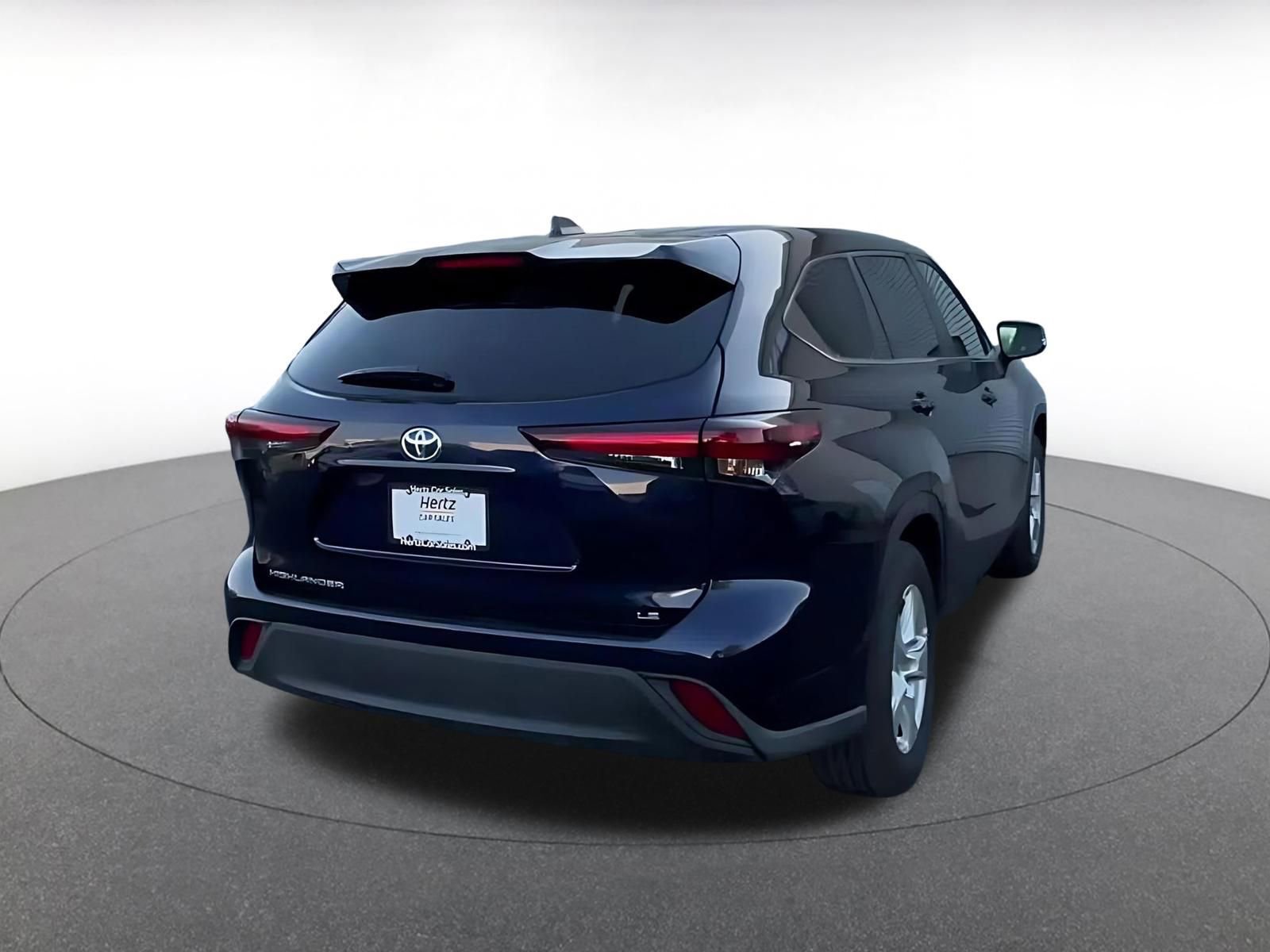 Thumbnail: 2025 Toyota Highlander - 14