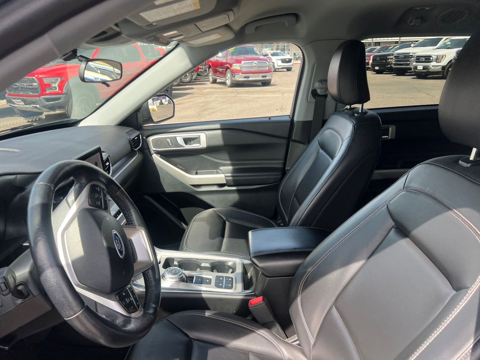 Thumbnail: 2023 Ford Explorer - 29