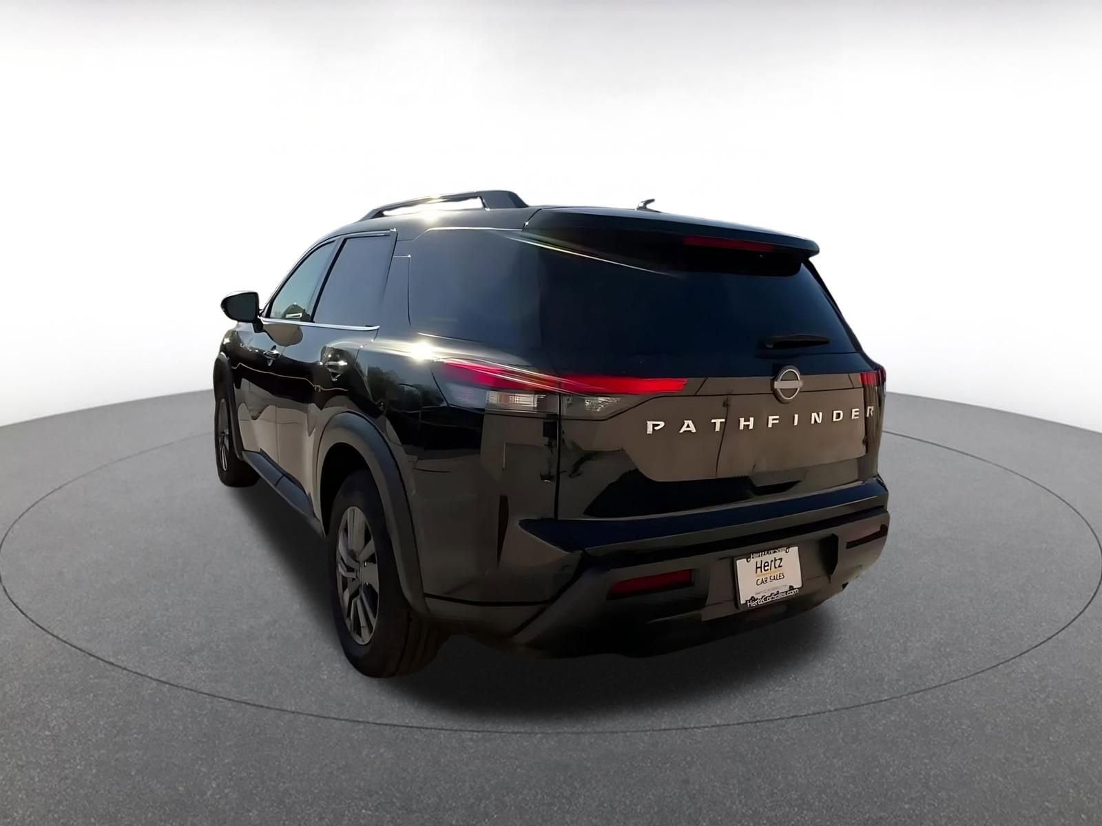 Thumbnail: 2025 Nissan Pathfinder - 11