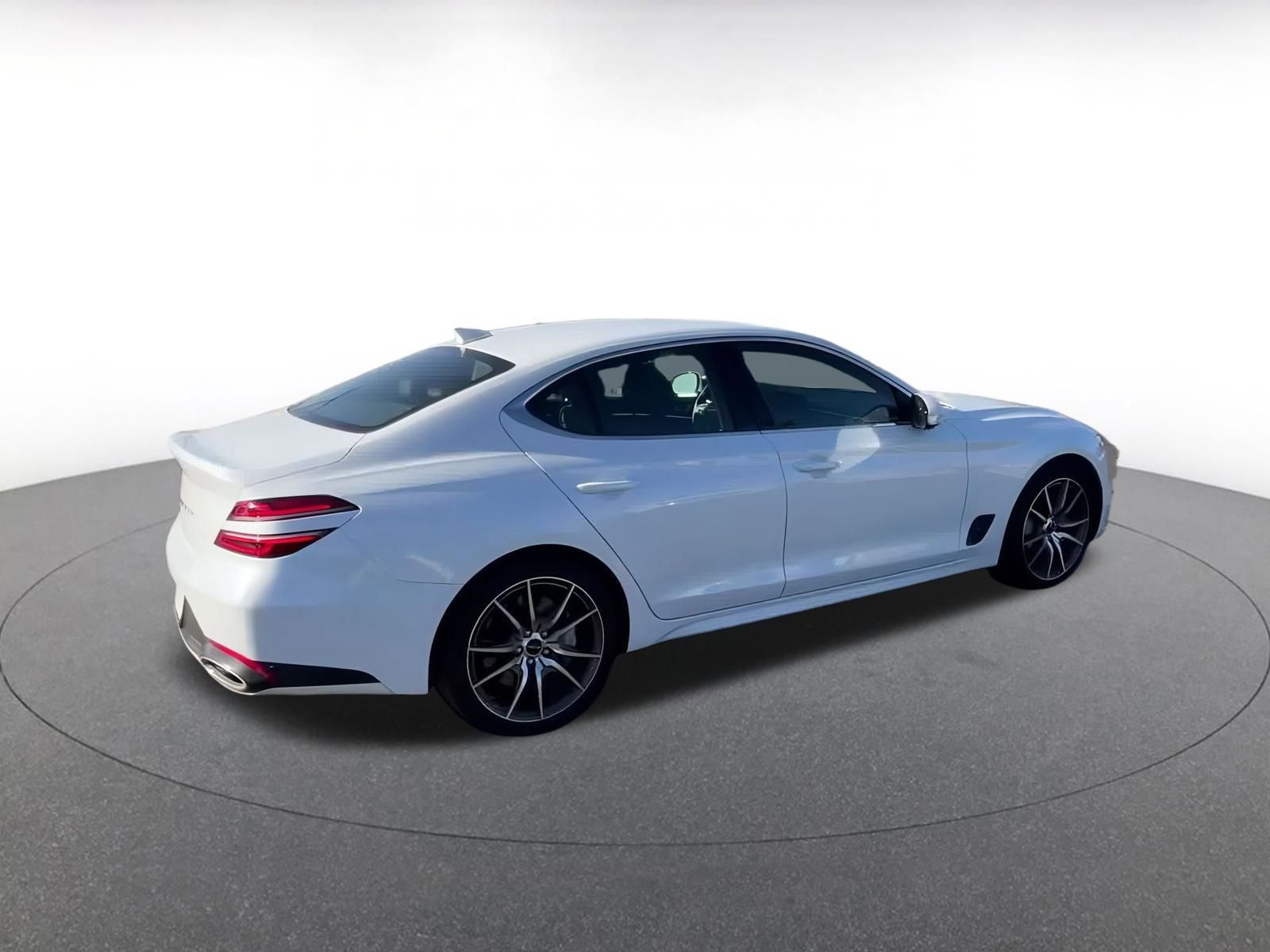 Thumbnail: 2025 Genesis G70 - 12