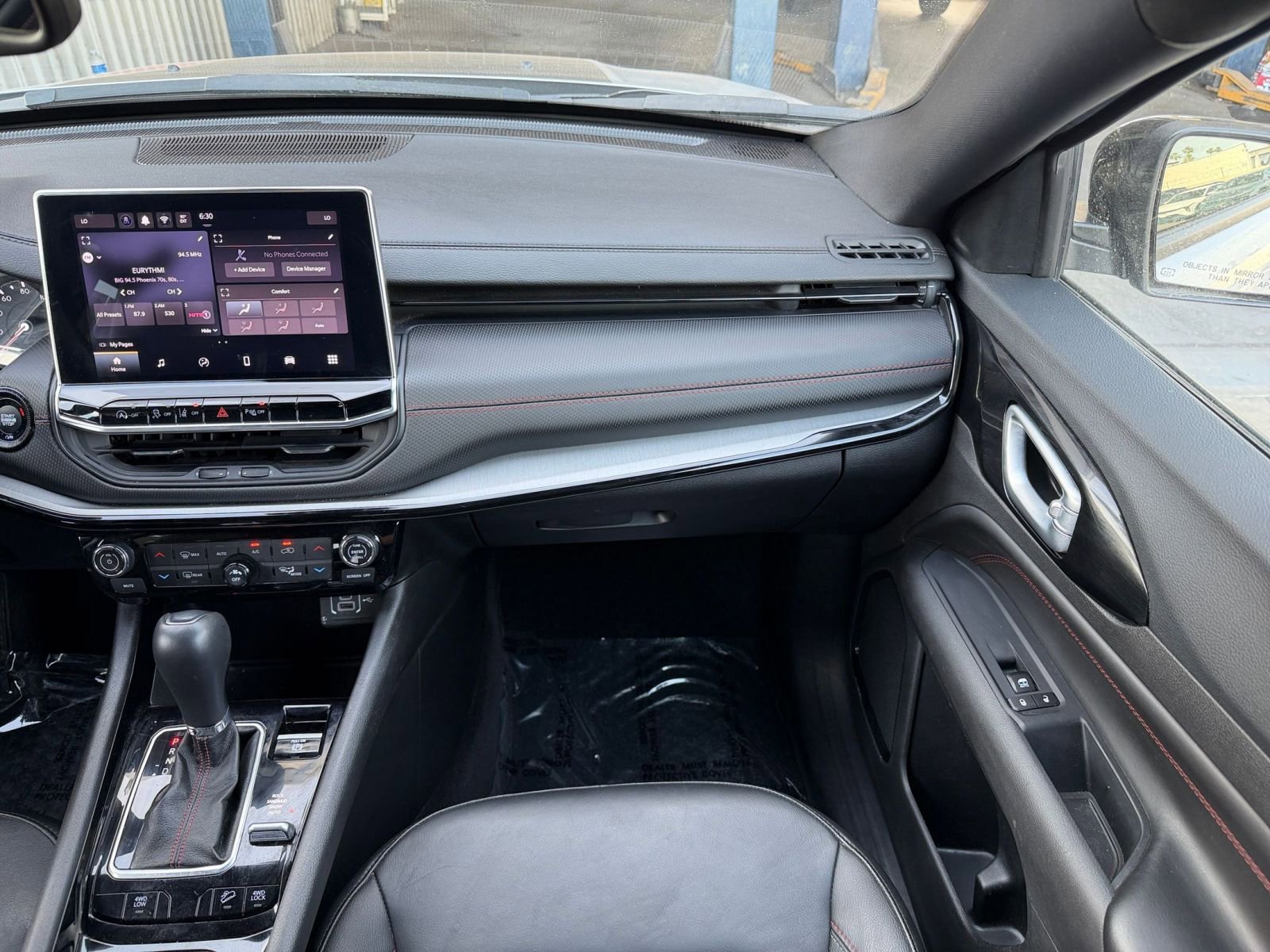 Thumbnail: 2025 Jeep Compass - 34