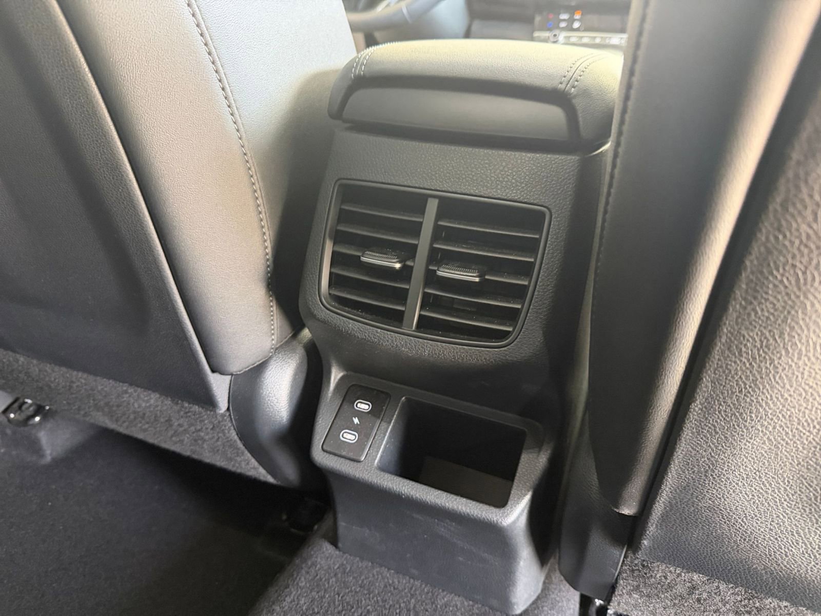 Thumbnail: 2025 Kia Seltos - 23