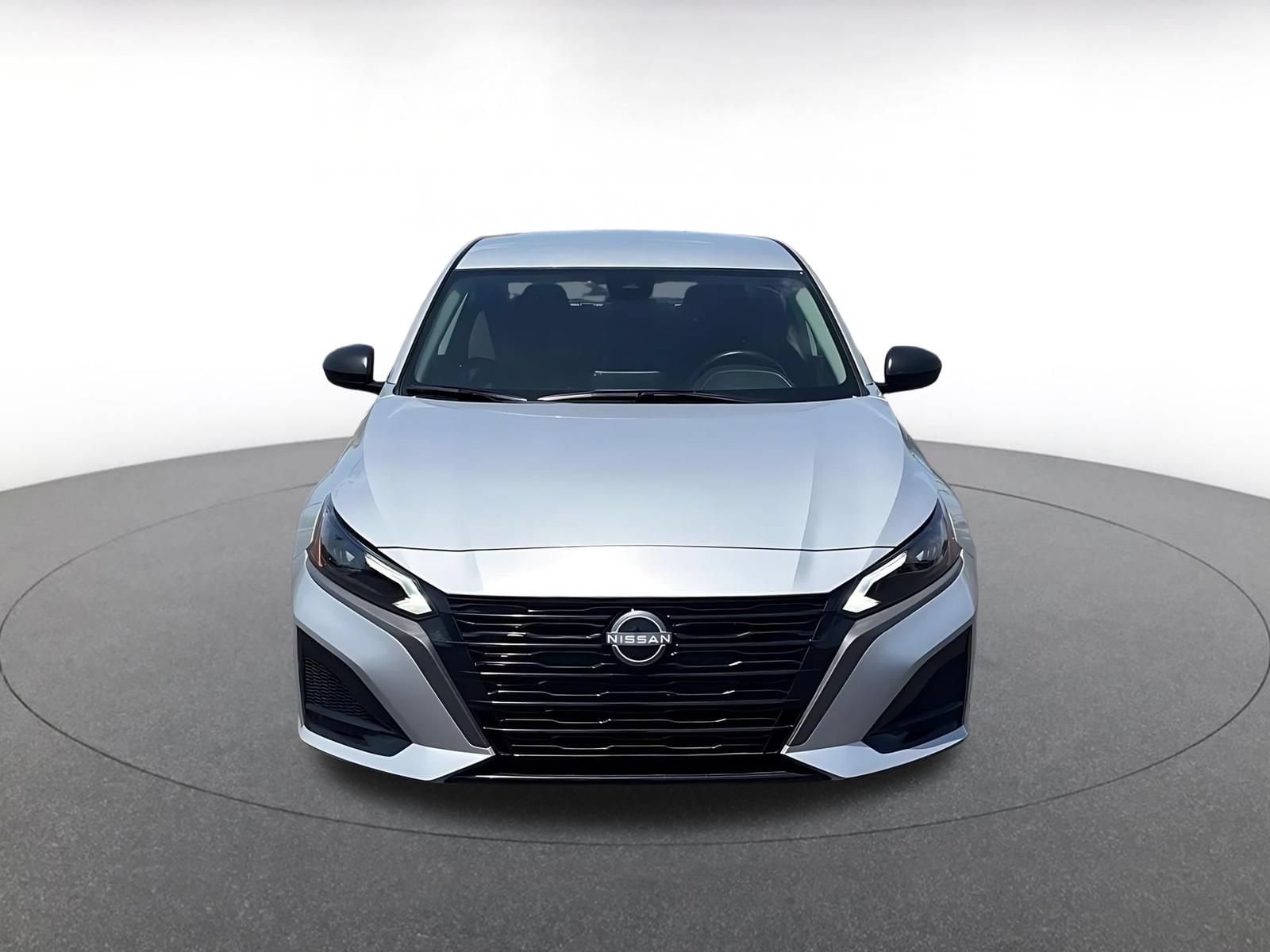 Thumbnail: 2026 Nissan Altima - 4