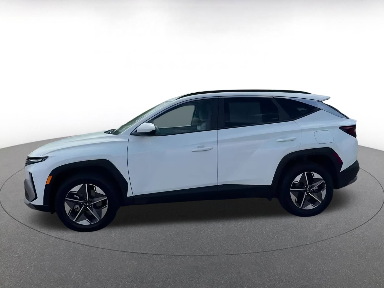 Thumbnail: 2025 Hyundai Tucson - 9