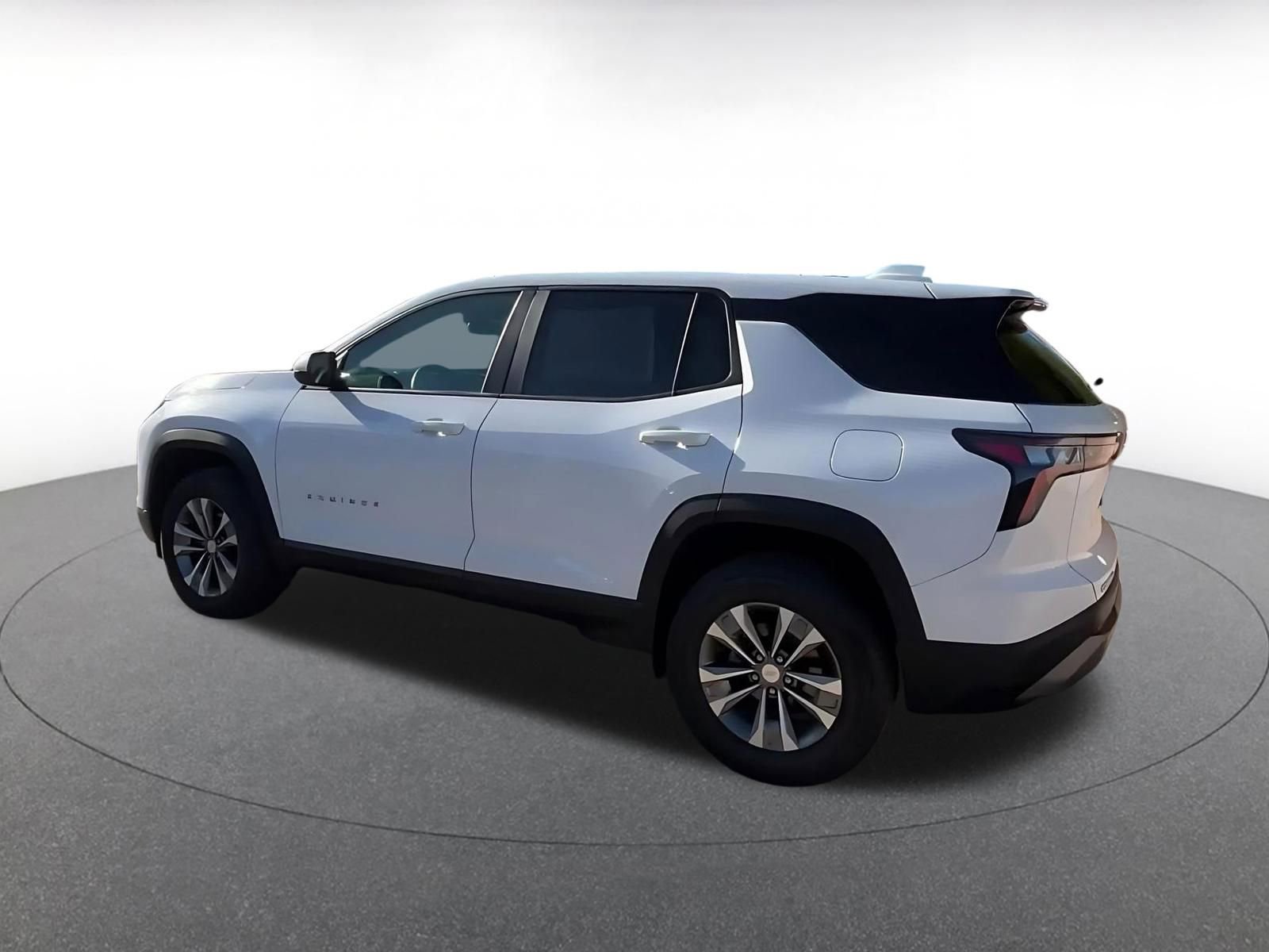 Thumbnail: 2025 Chevrolet Equinox - 10