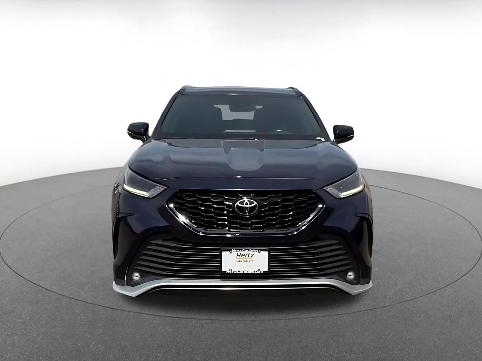 Thumbnail: 2024 Toyota Highlander - 4