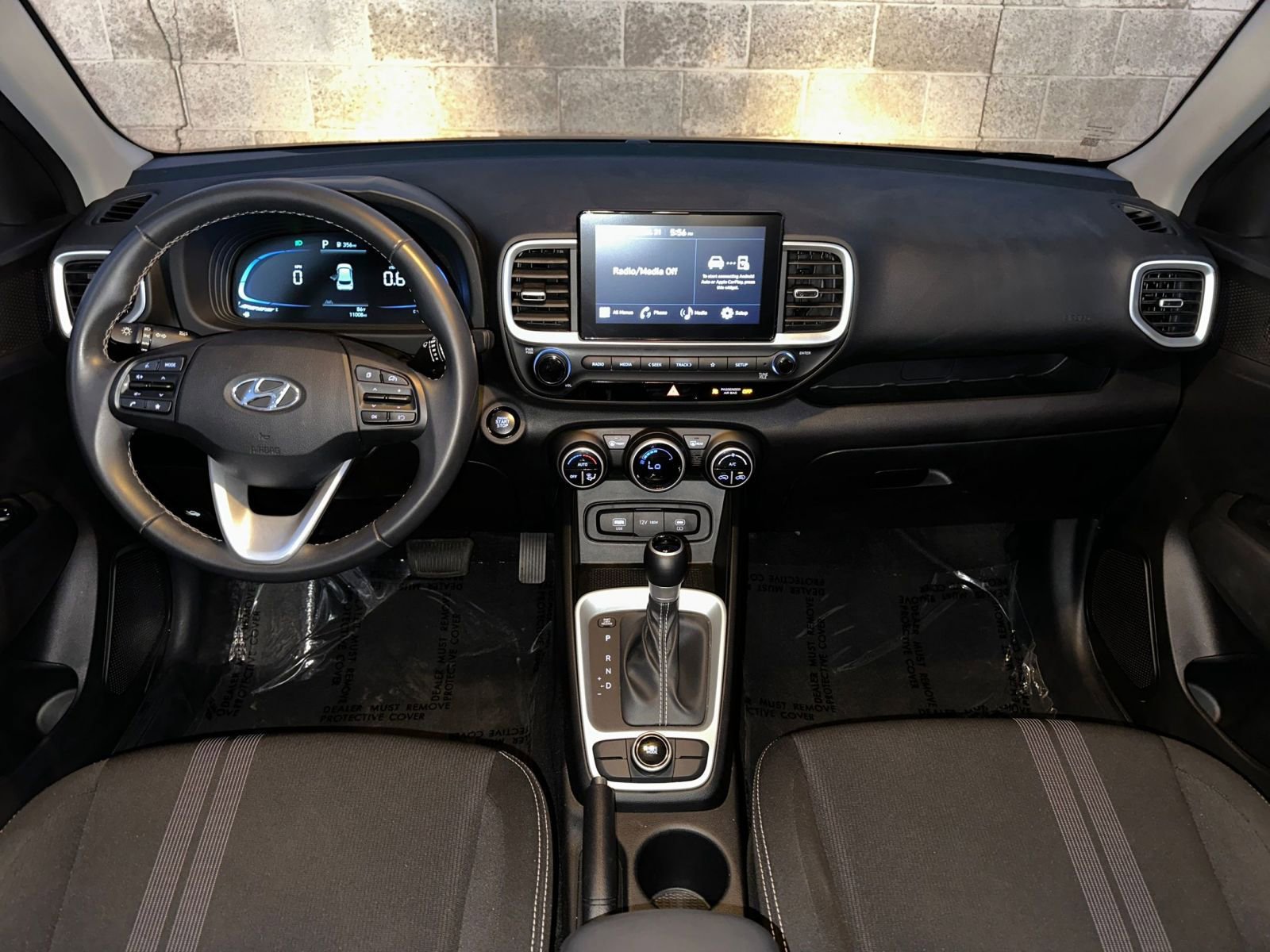 Thumbnail: 2025 Hyundai Venue - 32