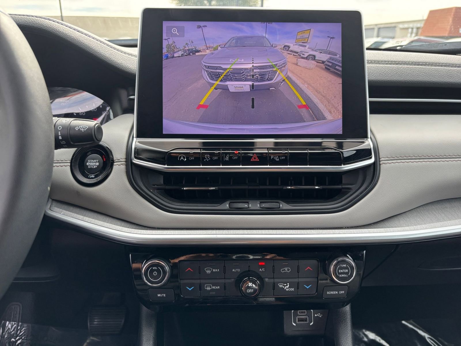 Thumbnail: 2025 Jeep Compass - 17