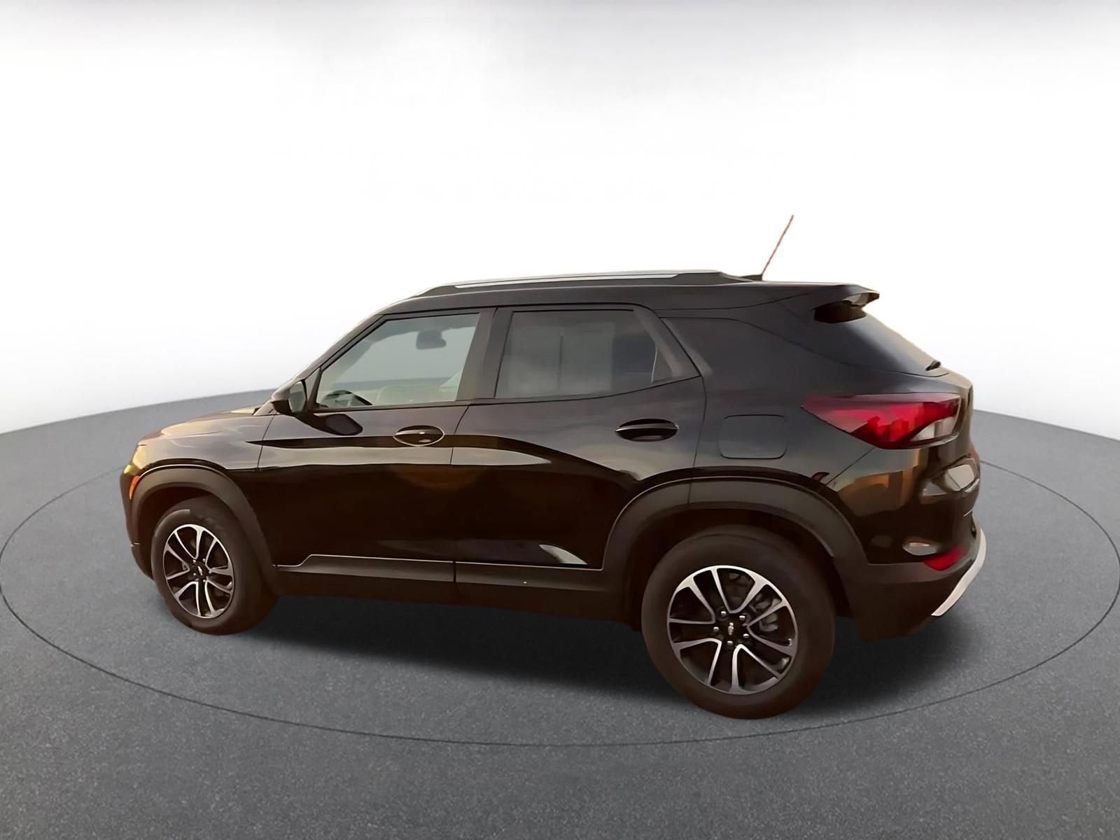 Thumbnail: 2025 Chevrolet TrailBlazer - 10