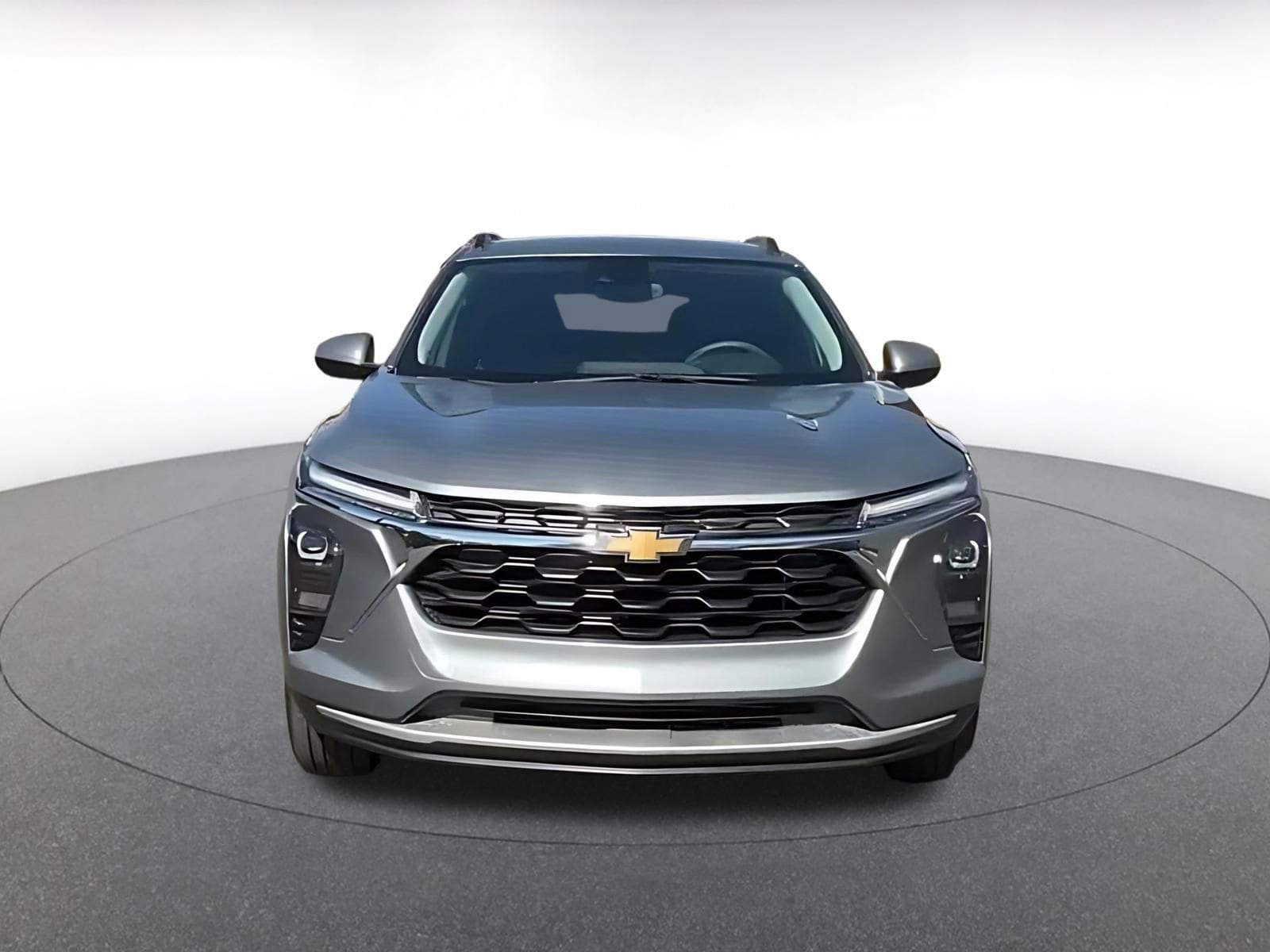 Thumbnail: 2025 Chevrolet Trax - 4