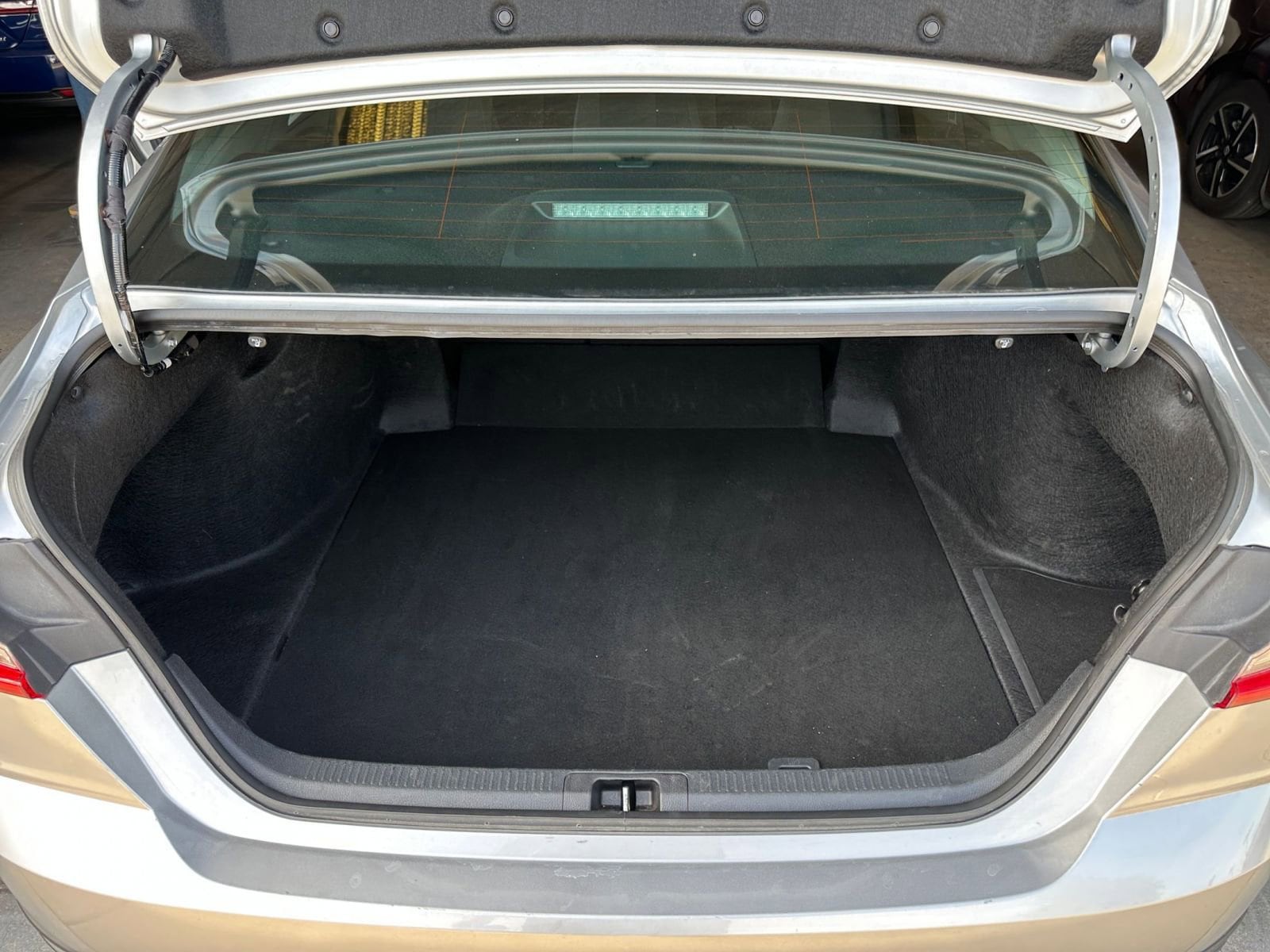 Thumbnail: 2025 Toyota Camry - 30