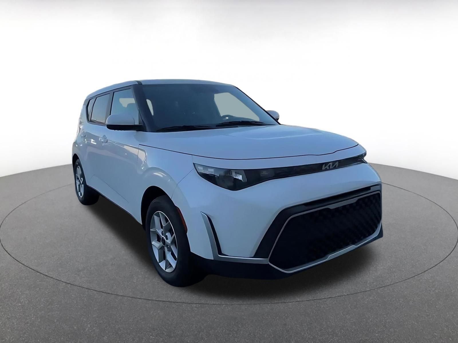 Thumbnail: 2025 Kia Soul - 3