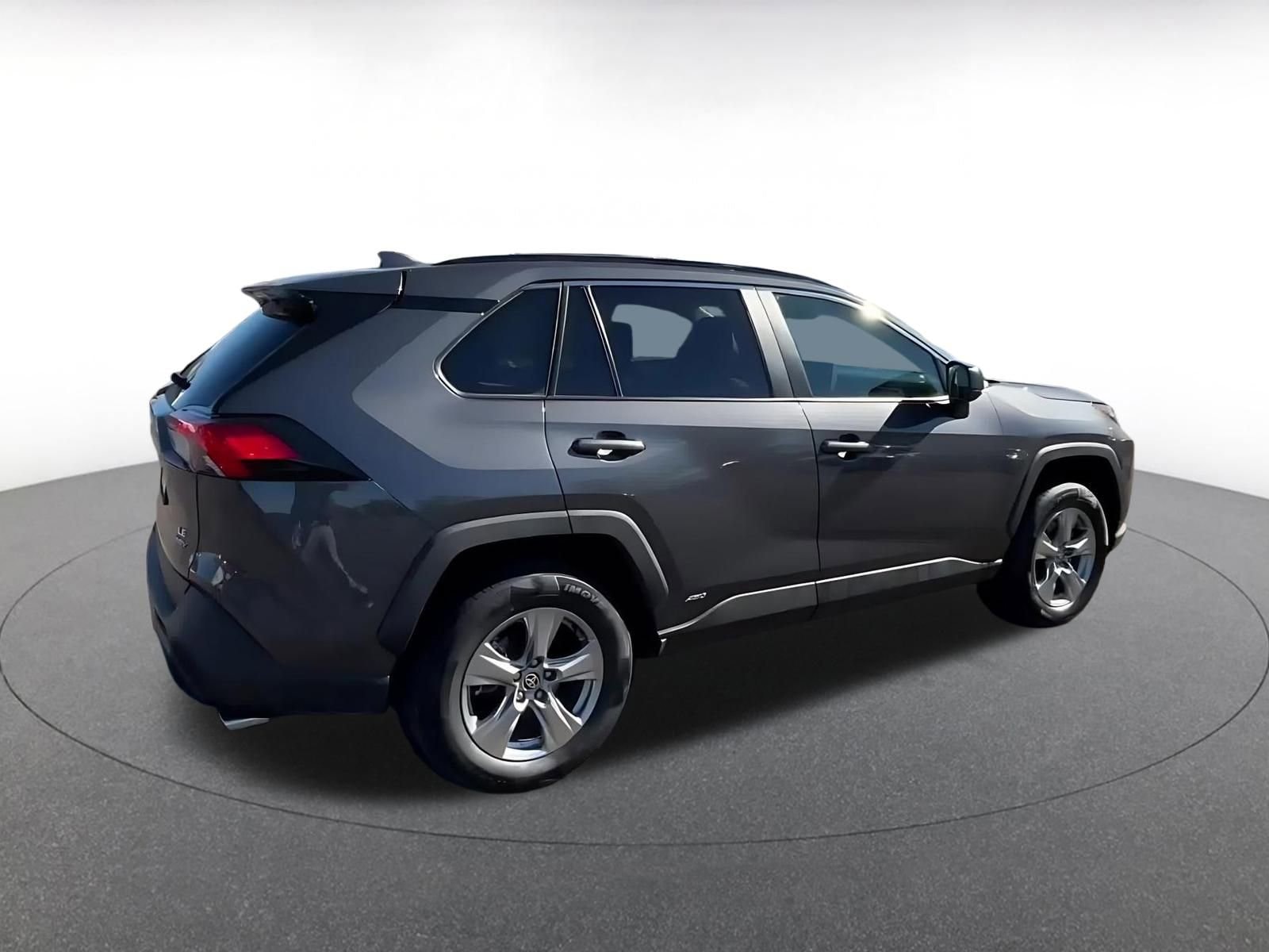 Thumbnail: 2025 Toyota RAV4 - 14