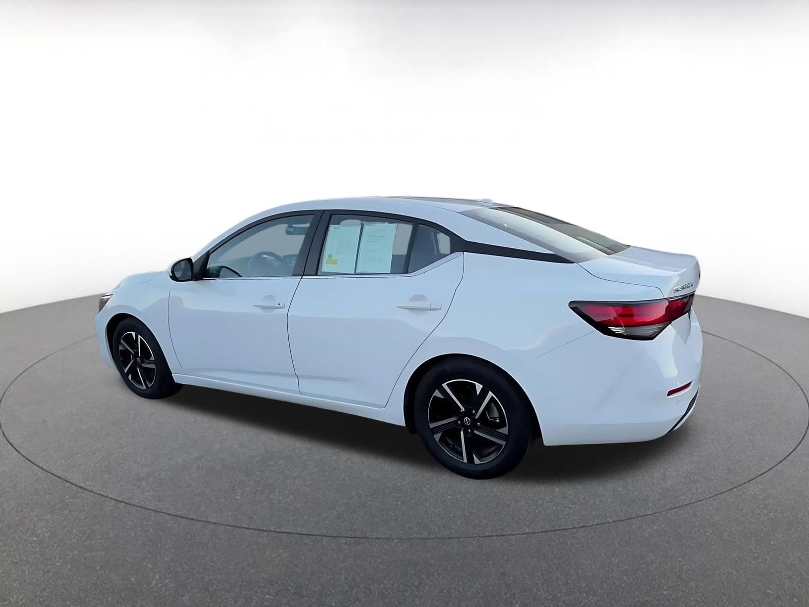 Thumbnail: 2025 Nissan Sentra - 10