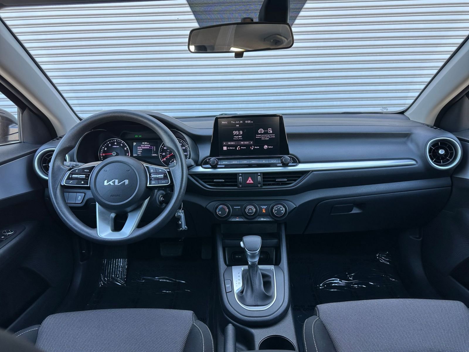 Thumbnail: 2024 Kia Forte - 31
