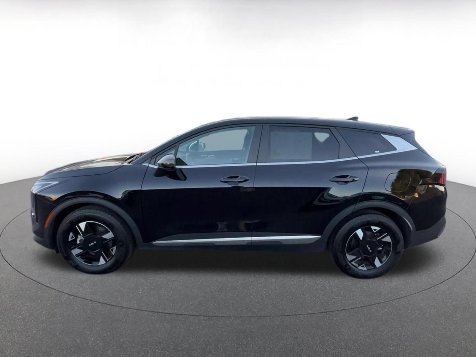 Thumbnail: 2026 Kia Sportage - 9