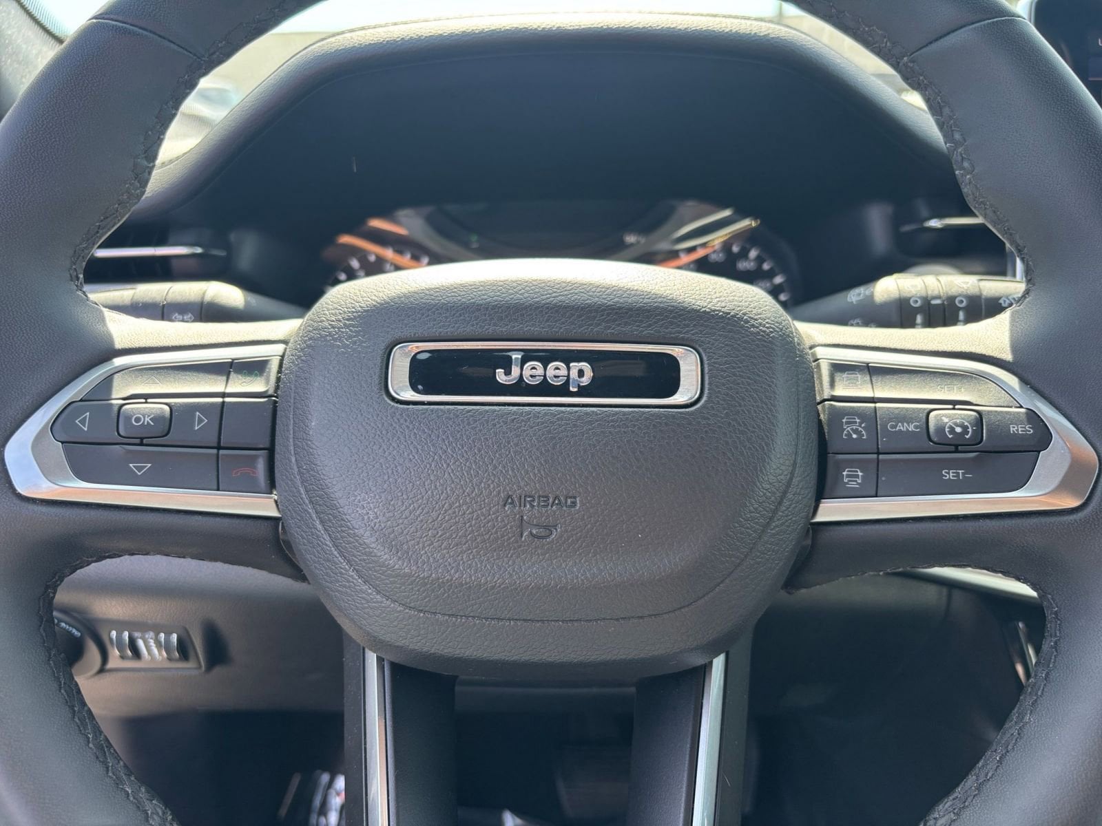 Thumbnail: 2025 Jeep Compass - 29