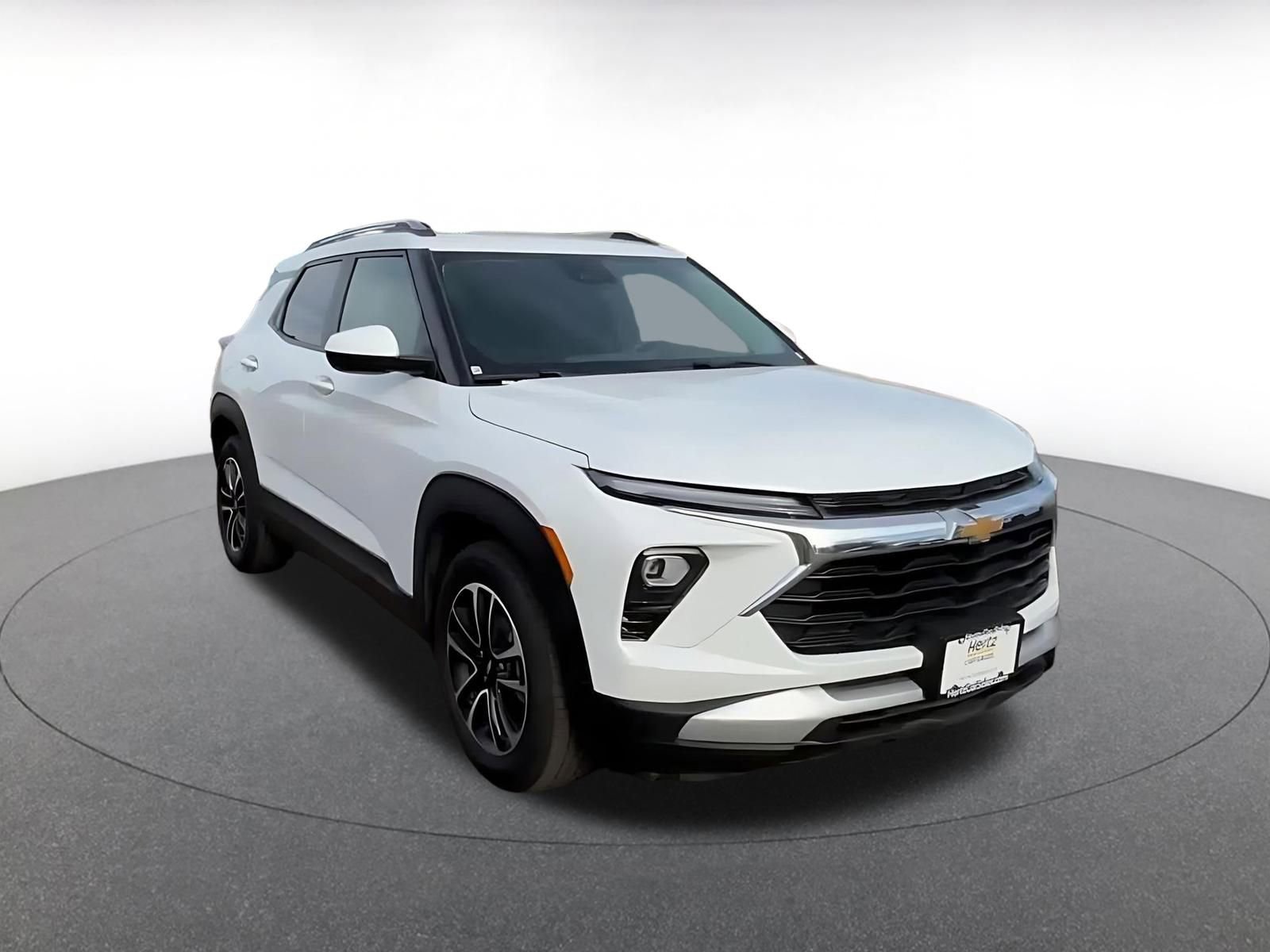 Thumbnail: 2025 Chevrolet TrailBlazer - 3