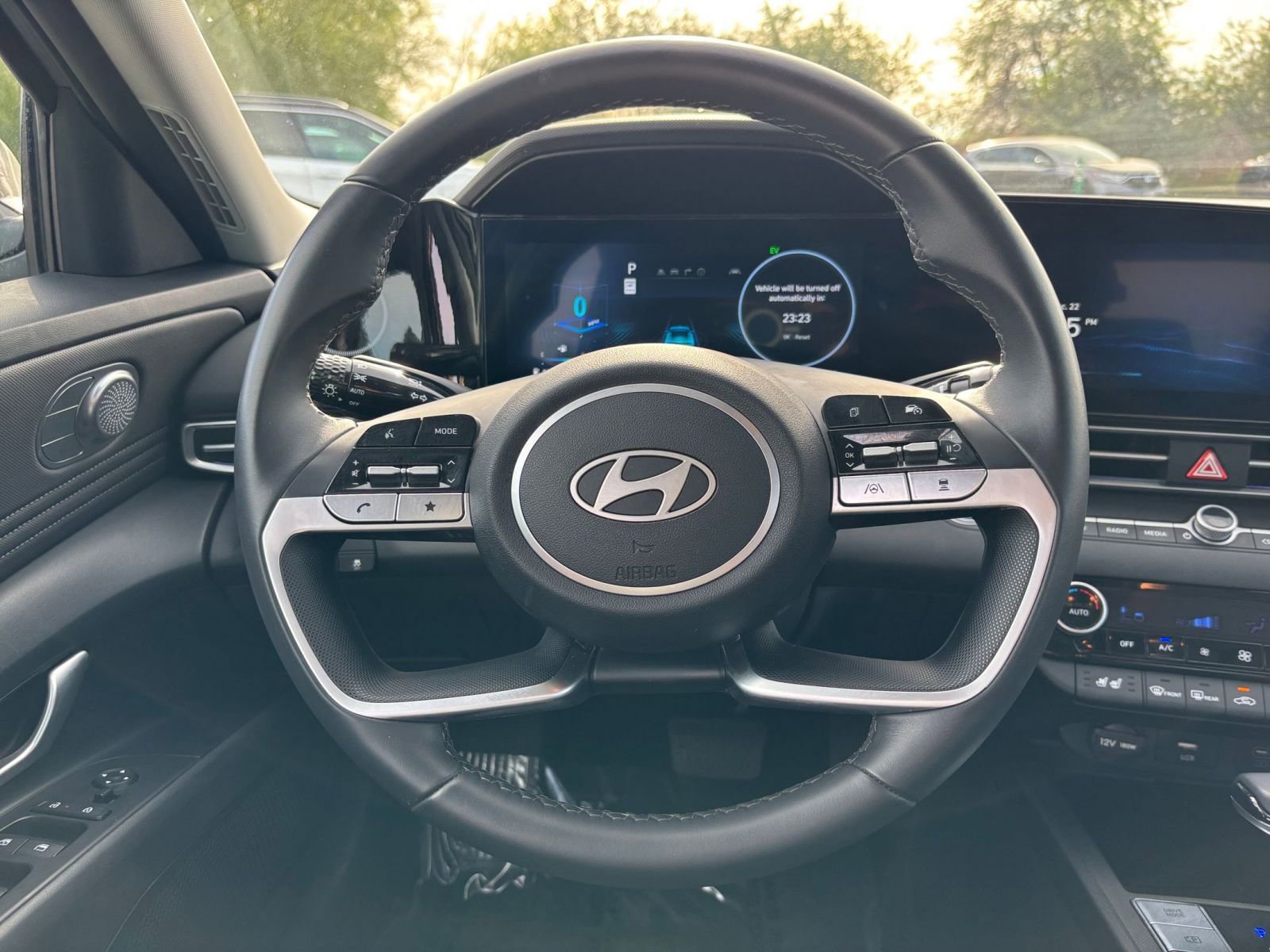 Thumbnail: 2025 Hyundai Elantra - 28