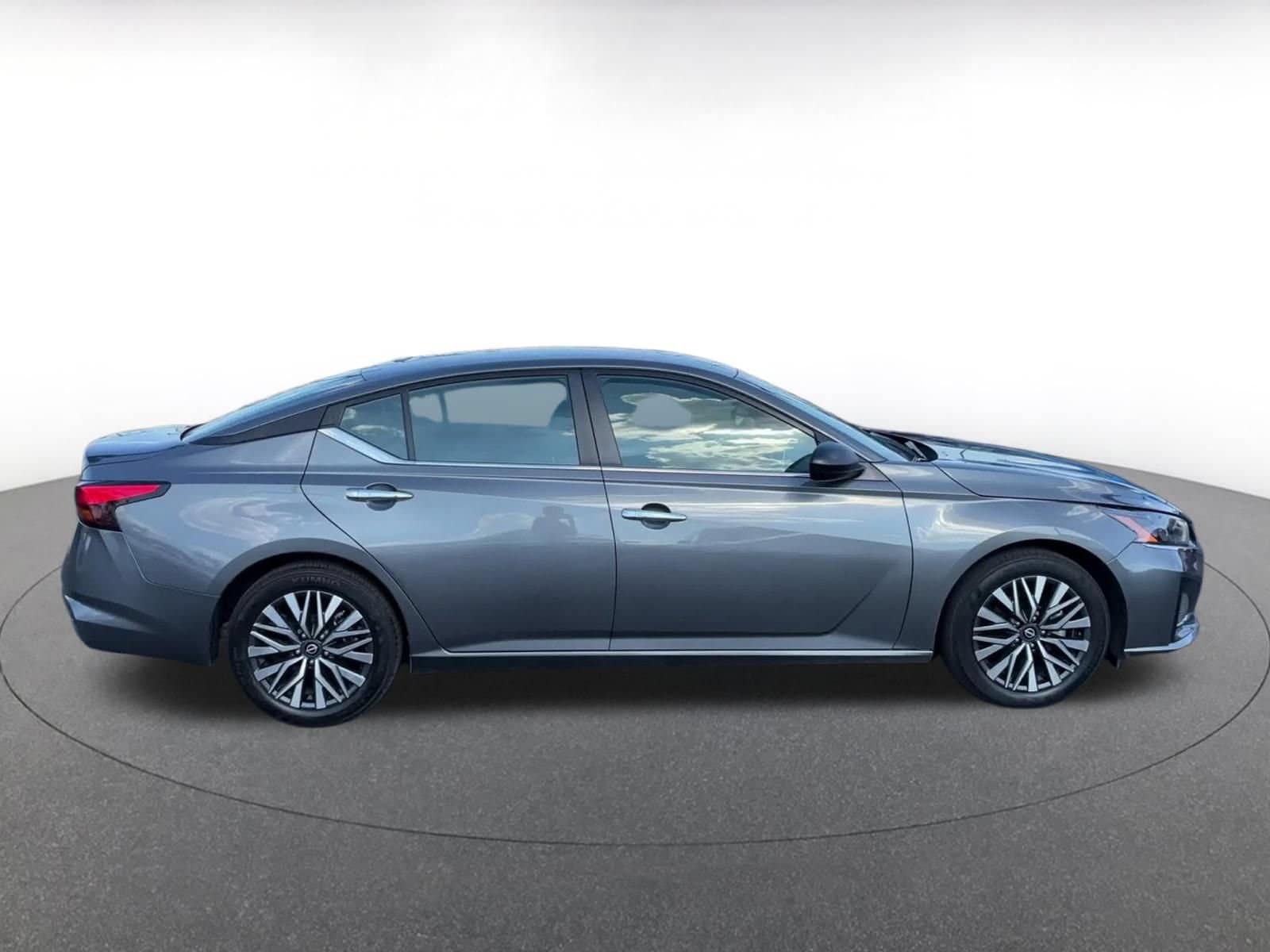 Thumbnail: 2025 Nissan Altima - 15