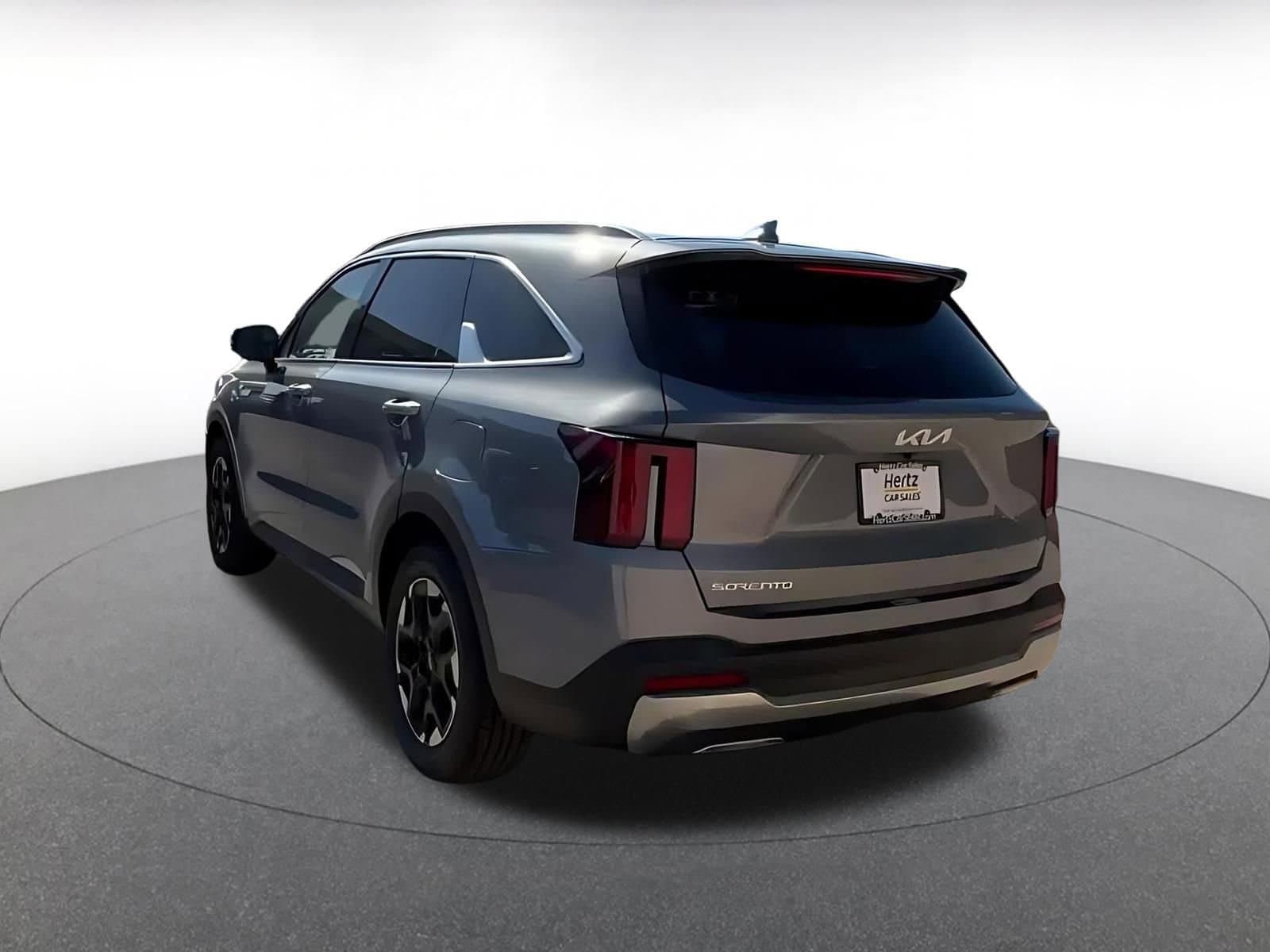 Thumbnail: 2024 Kia Sorento - 11