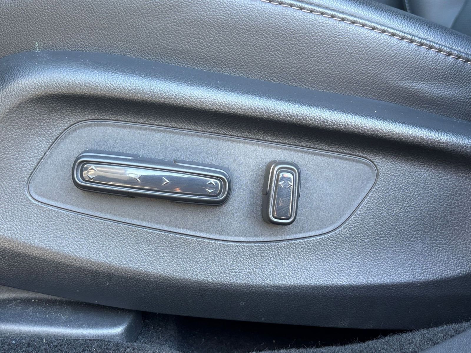 Thumbnail: 2025 Honda HR-V - 22