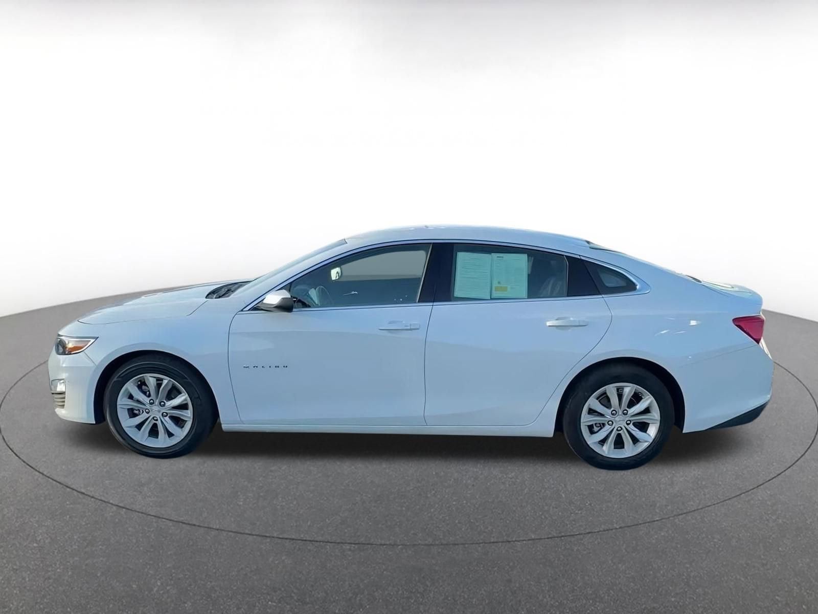 2024 Chevrolet Malibu LT 8