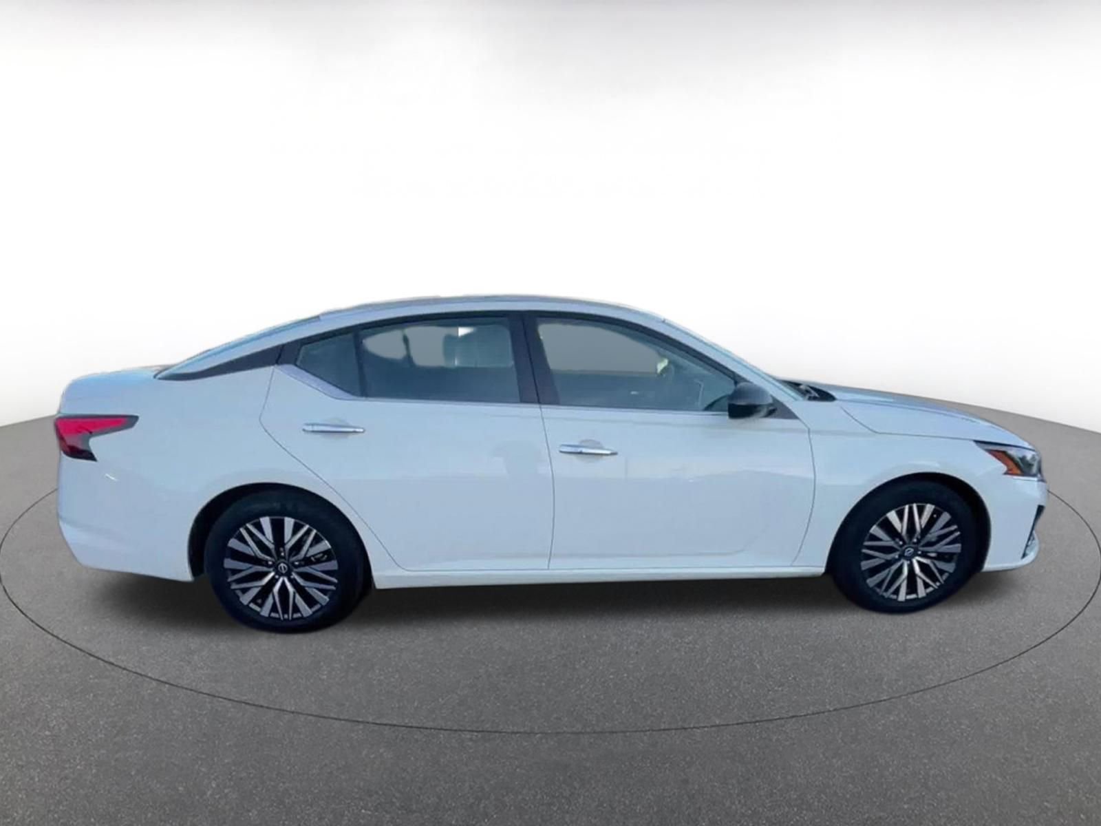 Thumbnail: 2025 Nissan Altima - 16