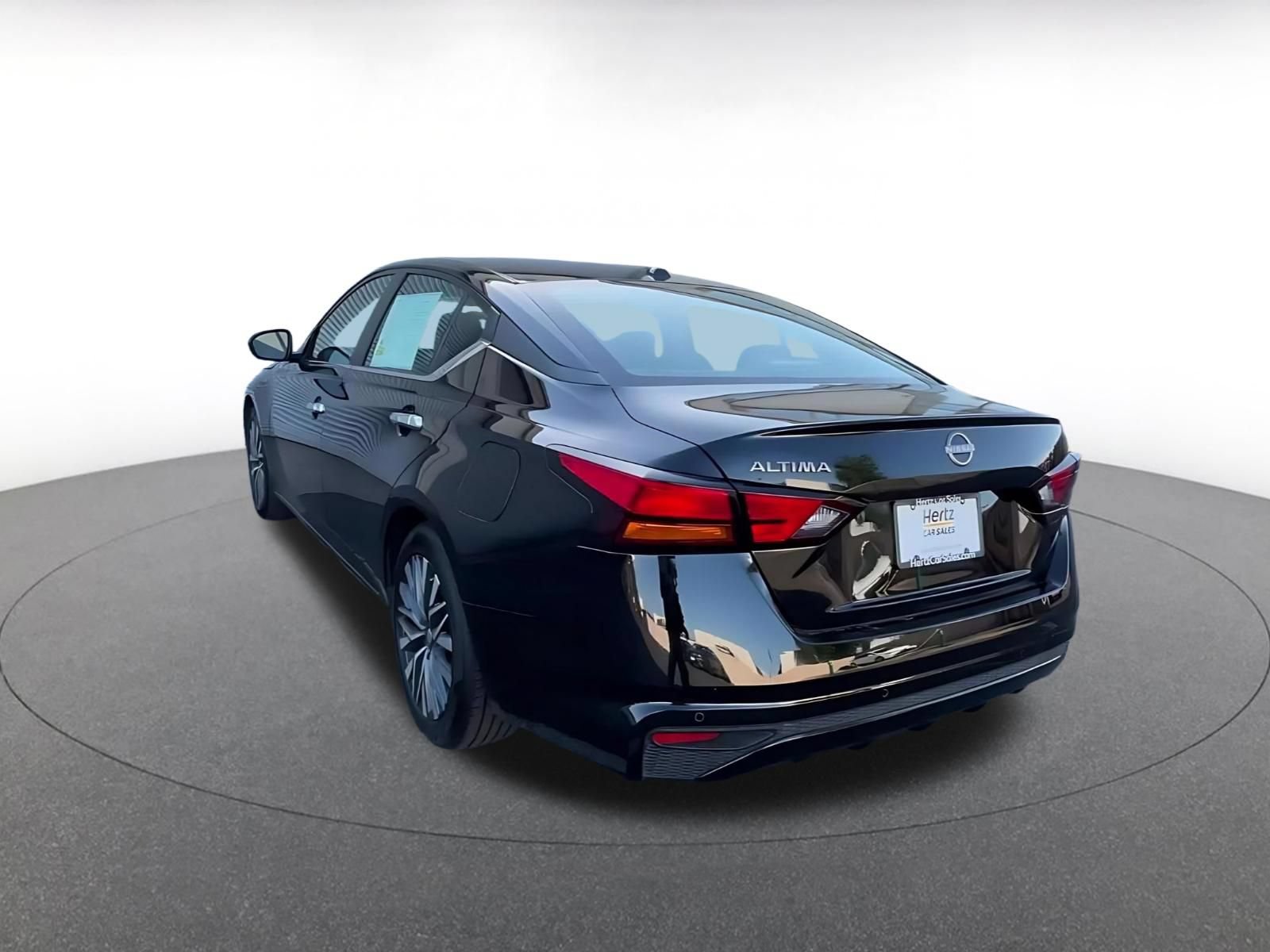 Thumbnail: 2025 Nissan Altima - 10