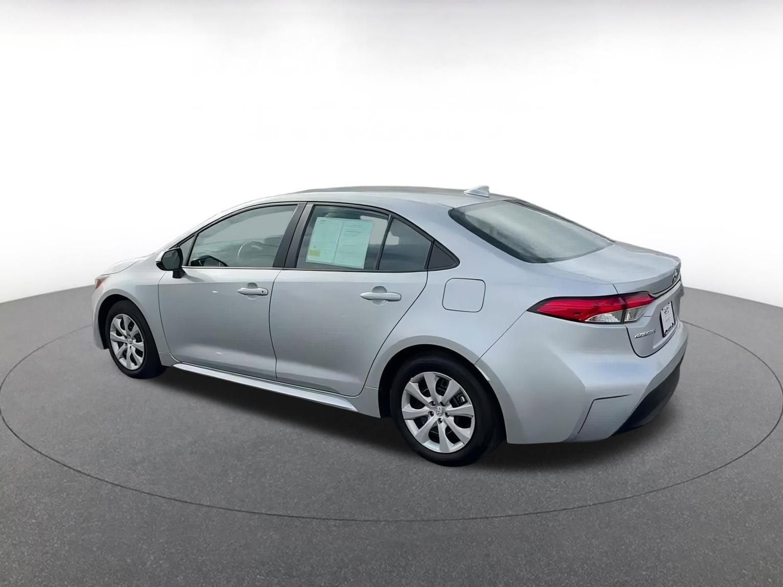 2024 Toyota Corolla LE 10