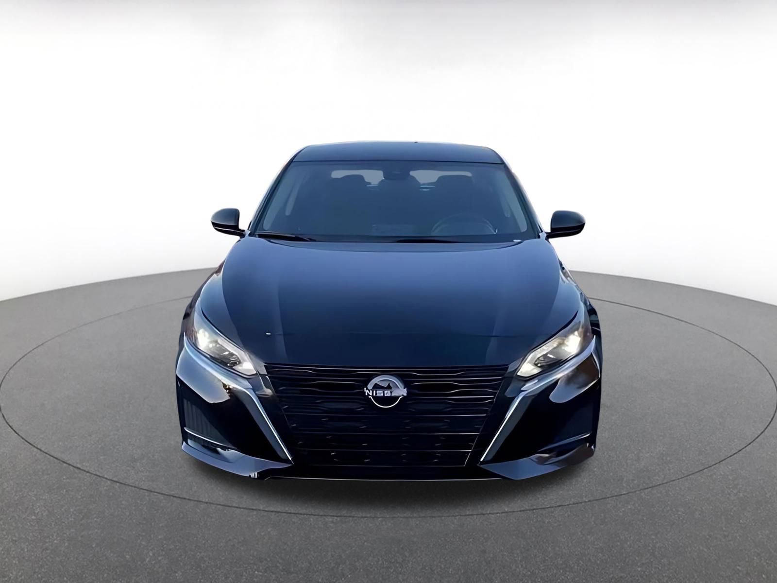 Thumbnail: 2025 Nissan Altima - 4