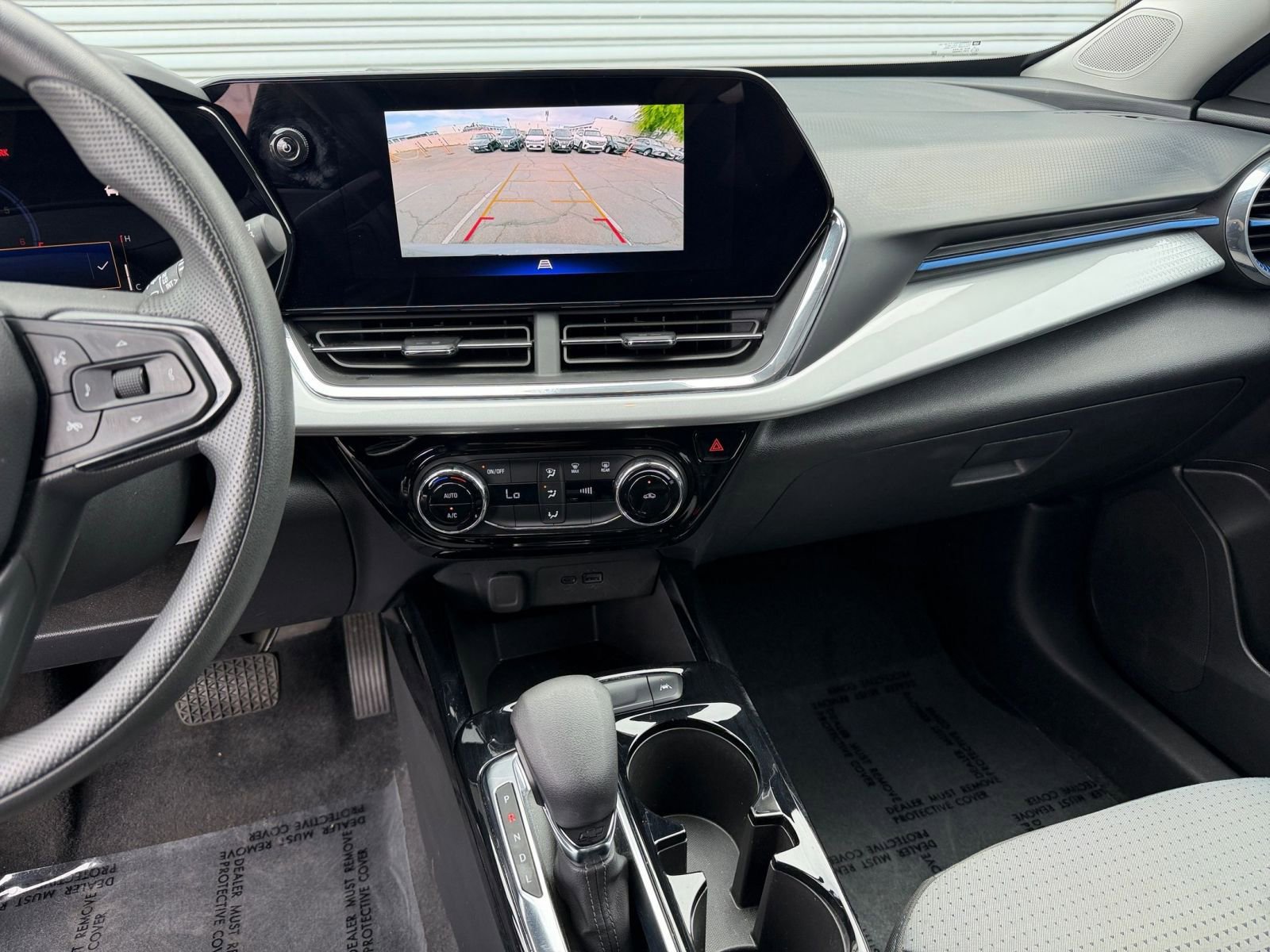 Thumbnail: 2025 Chevrolet Trax - 17