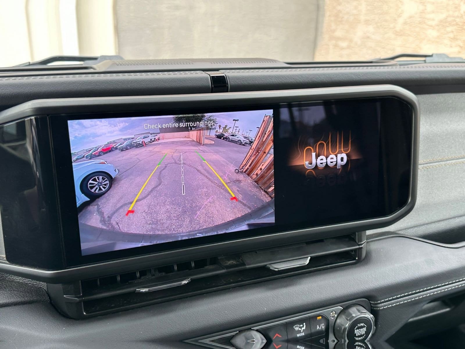 Thumbnail: 2025 Jeep Wrangler - 17