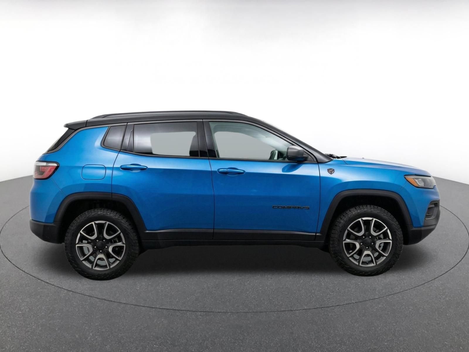 Thumbnail: 2025 Jeep Compass - 11