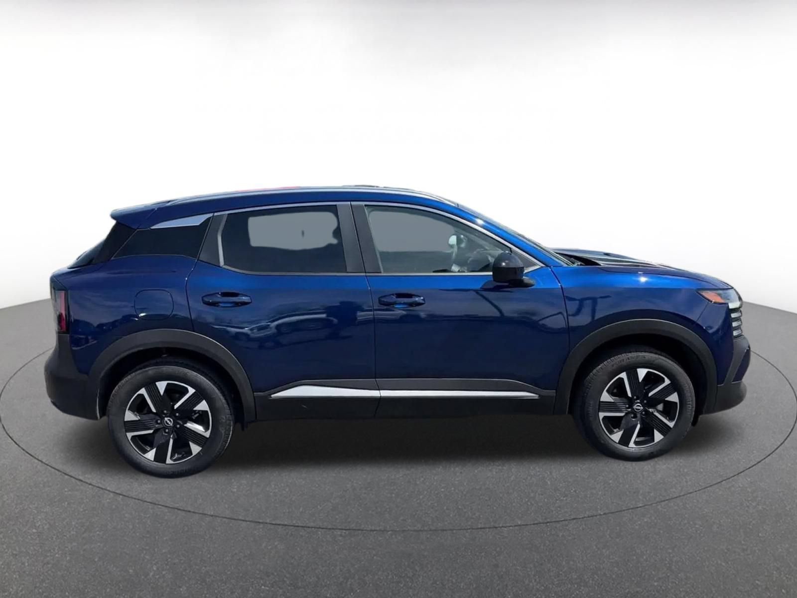Thumbnail: 2026 Nissan Kicks - 15