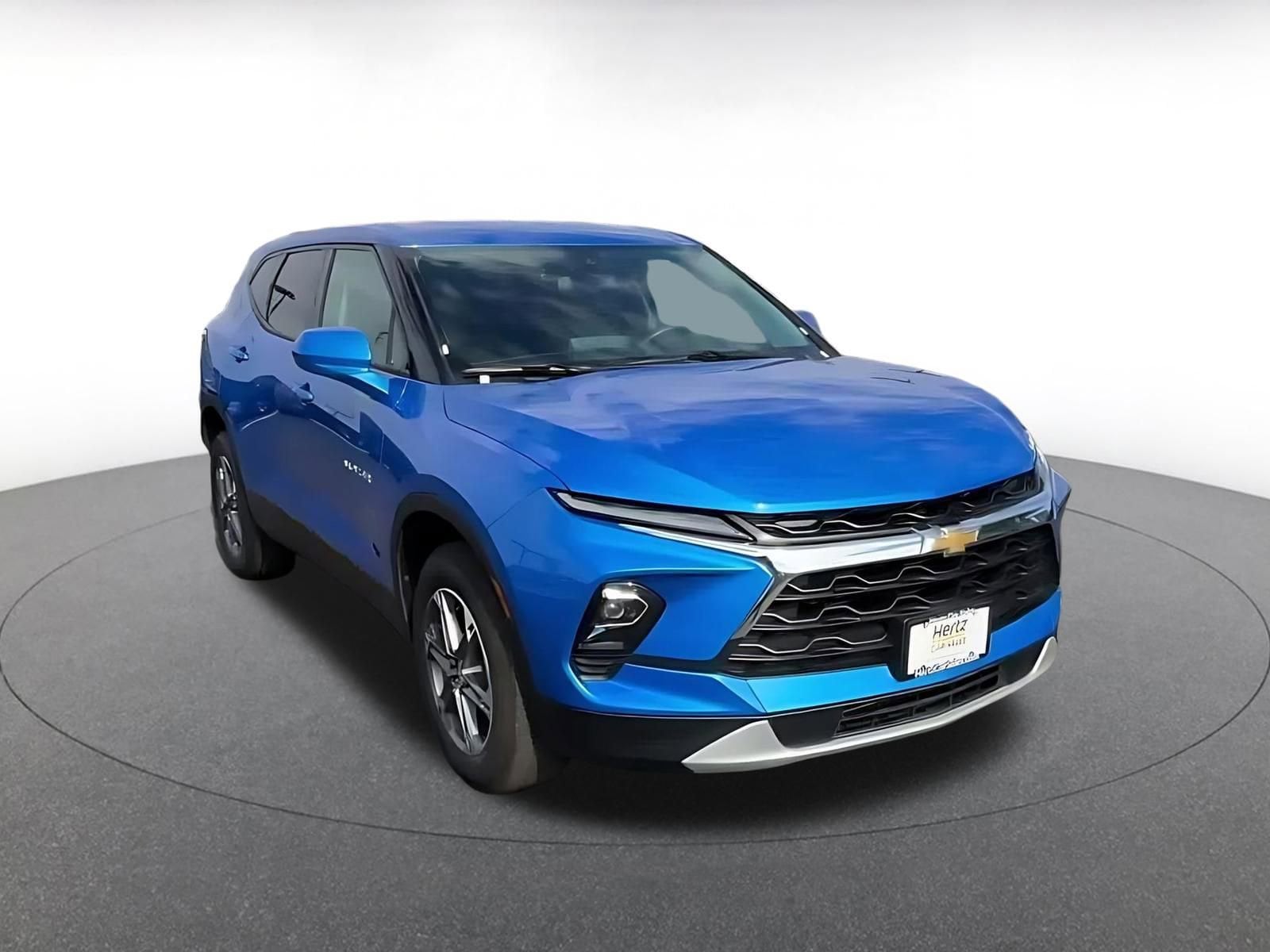Thumbnail: 2025 Chevrolet Blazer - 3