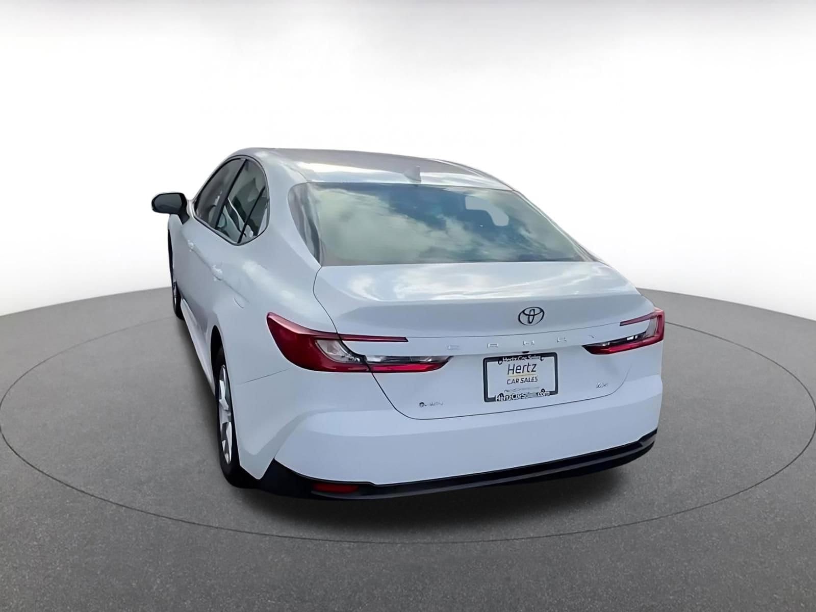 Thumbnail: 2025 Toyota Camry - 11