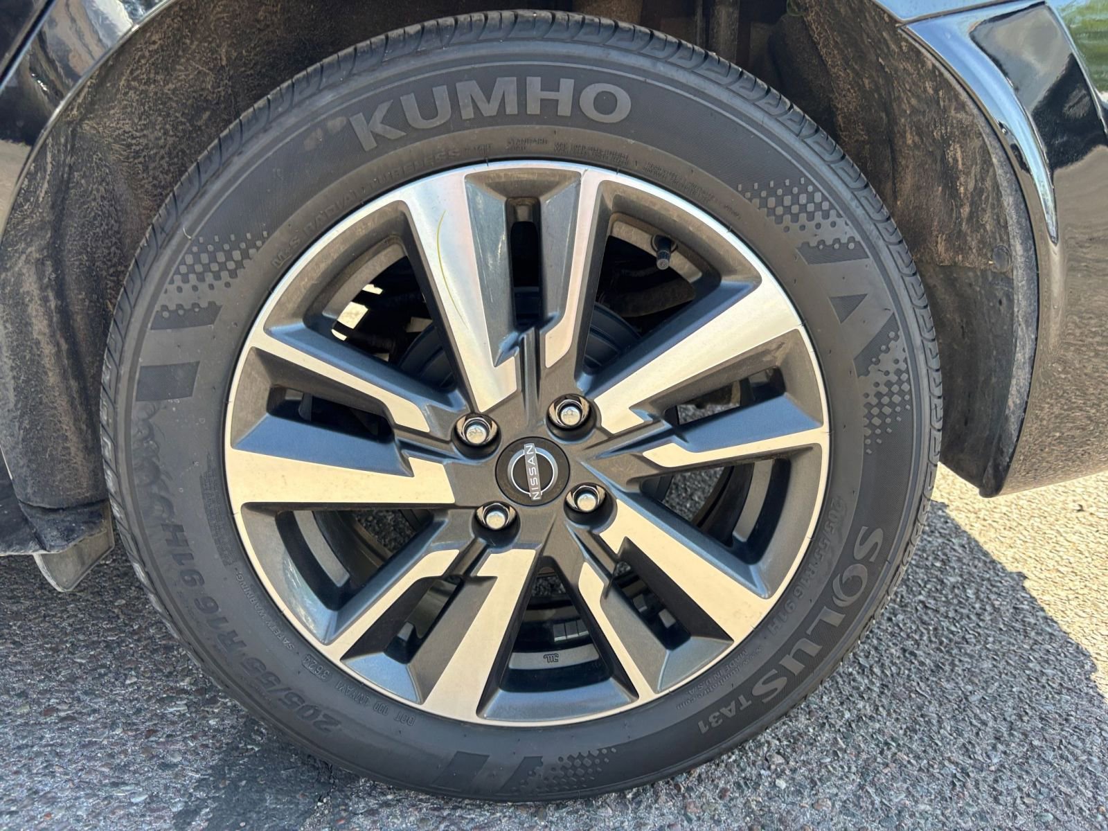 Thumbnail: 2025 Nissan Versa - 28