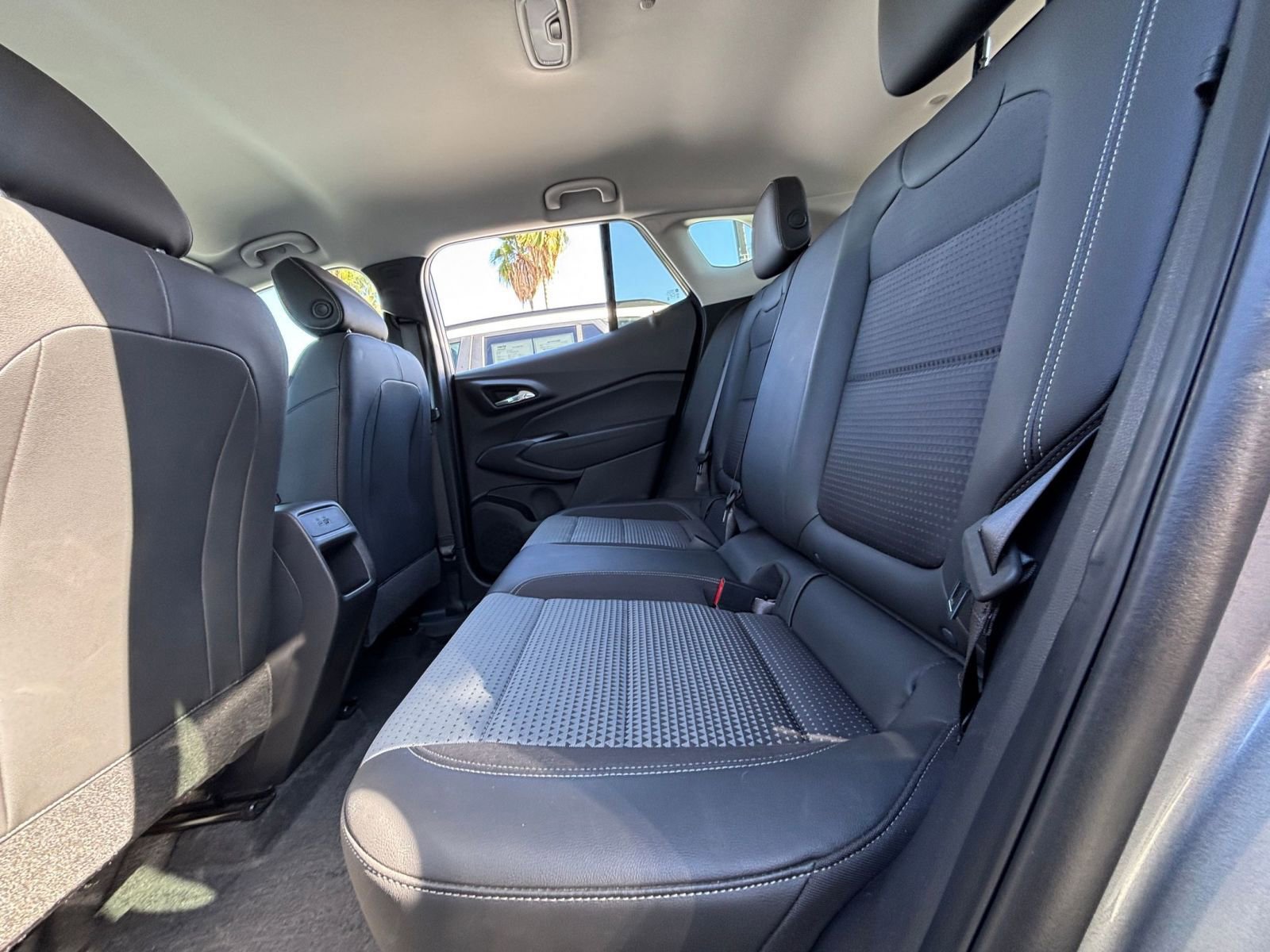 Thumbnail: 2025 Chevrolet Trax - 24