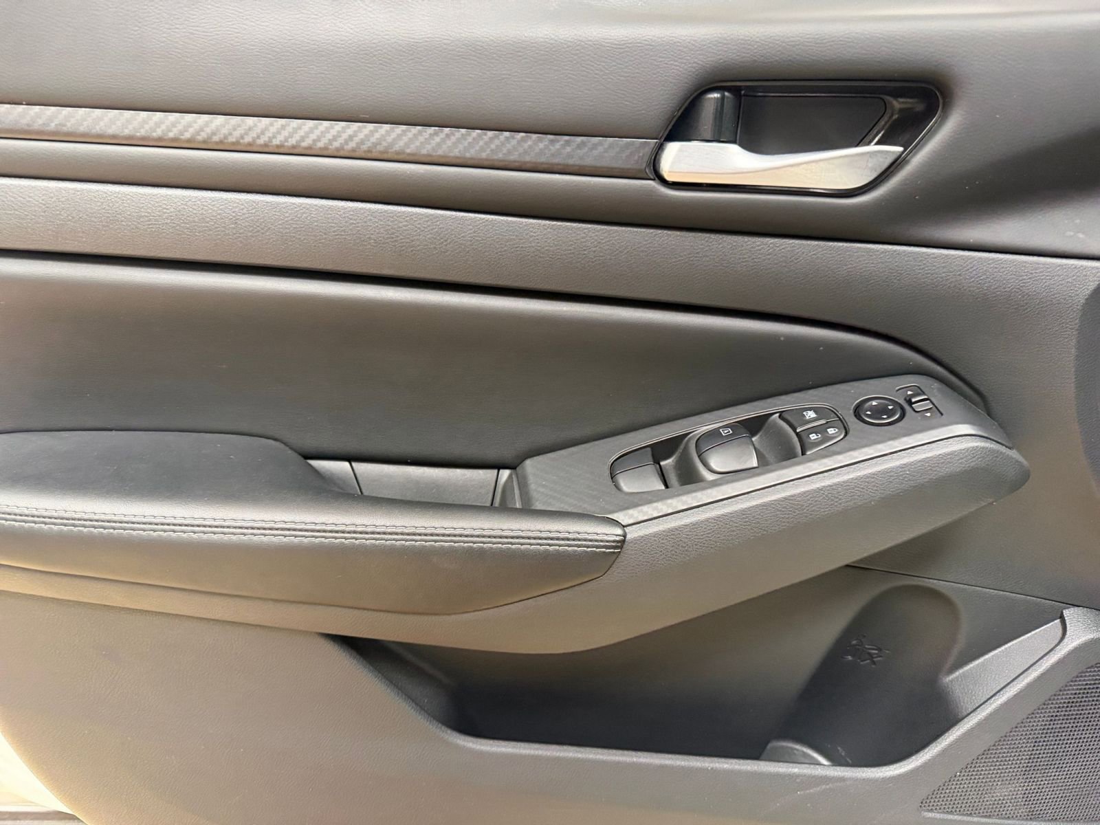 Thumbnail: 2025 Nissan Altima - 18