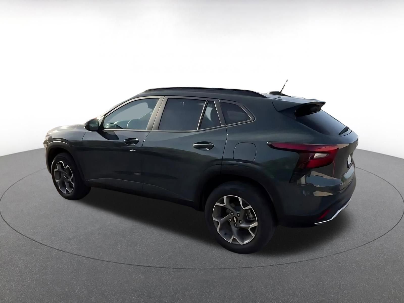 Thumbnail: 2025 Chevrolet Trax - 10