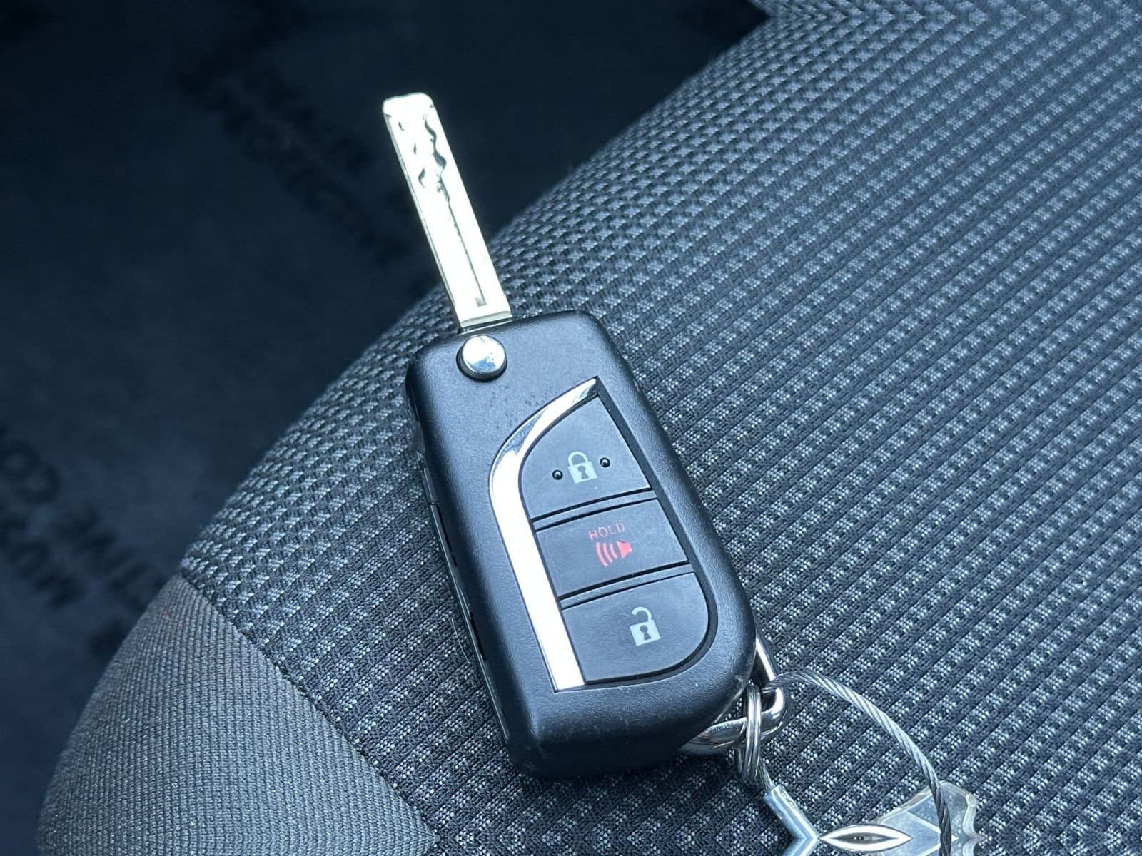 Thumbnail: 2025 Toyota RAV4 - 22