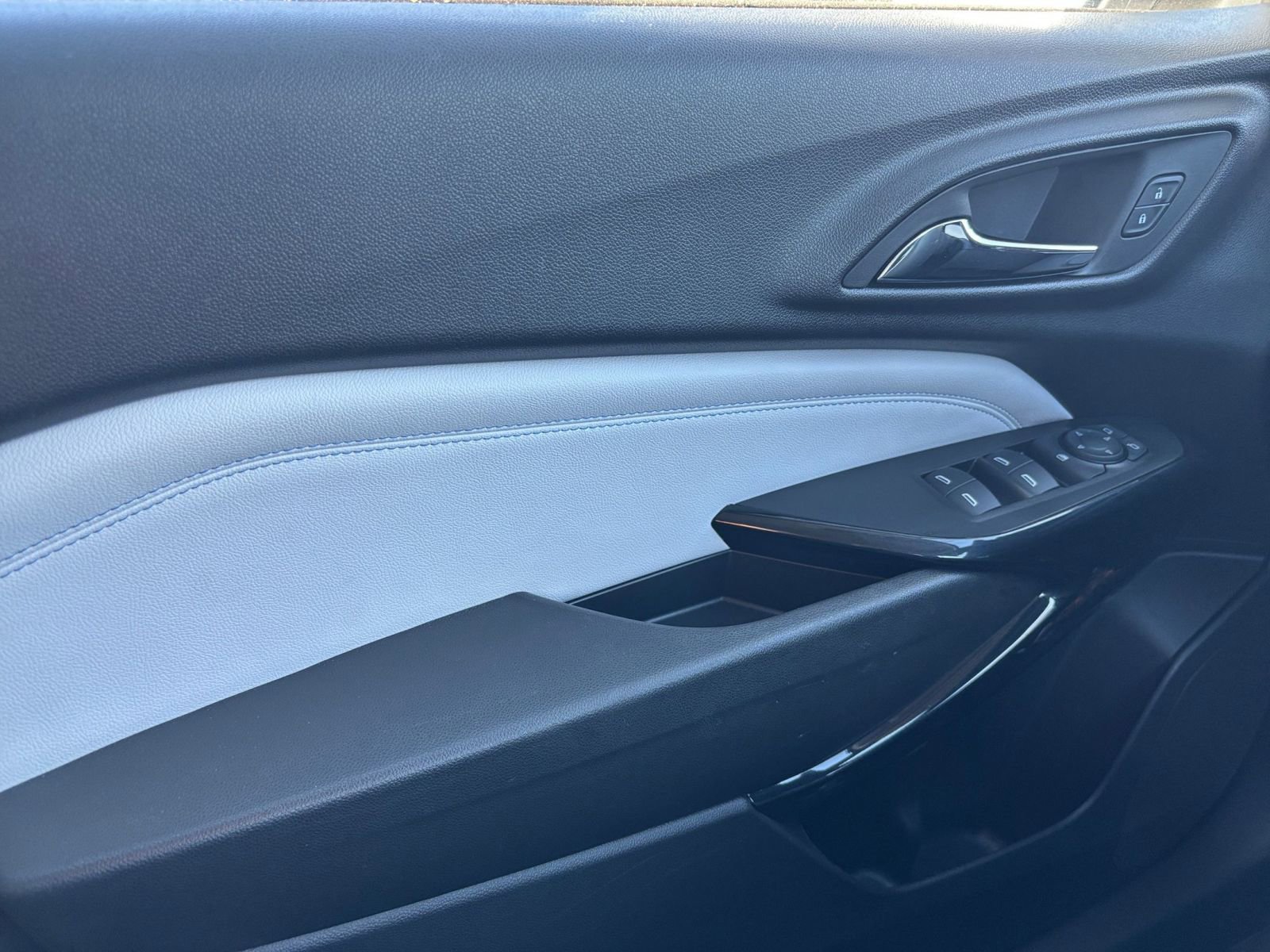 Thumbnail: 2025 Chevrolet Trax - 18