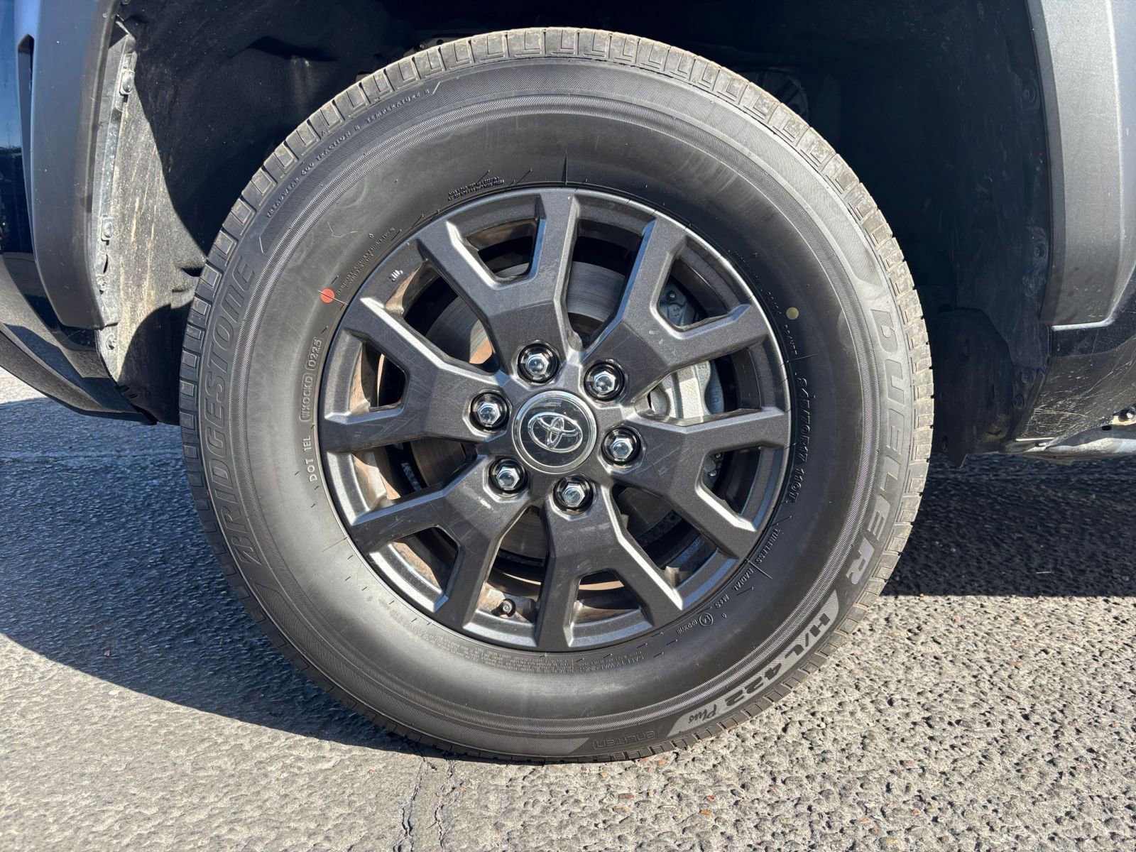 Thumbnail: 2025 Toyota 4Runner - 30