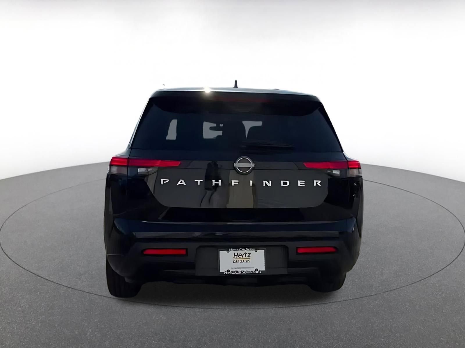 Thumbnail: 2025 Nissan Pathfinder - 12